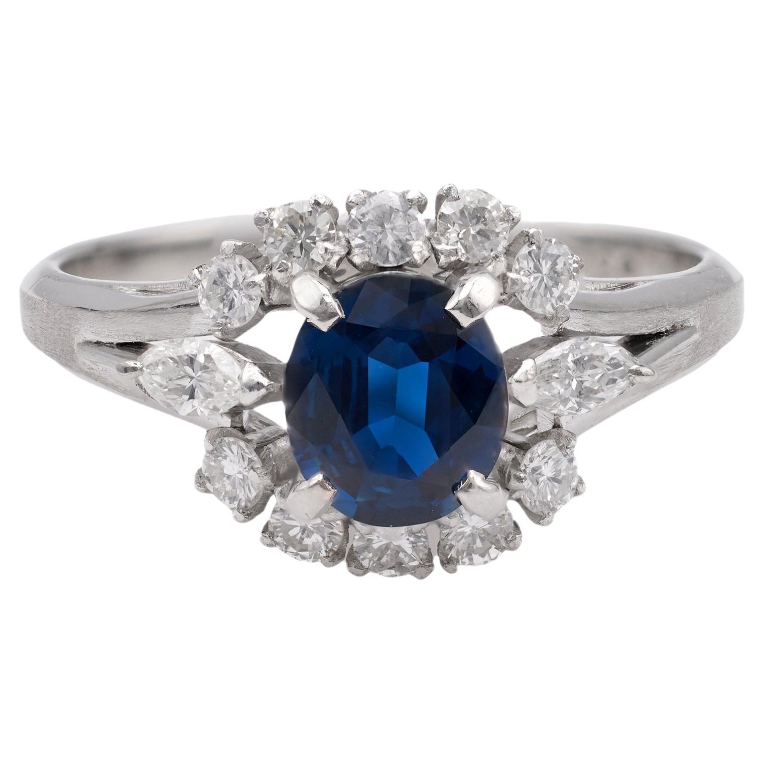 0.89 Carat Sapphire Diamond Platinum Ring For Sale