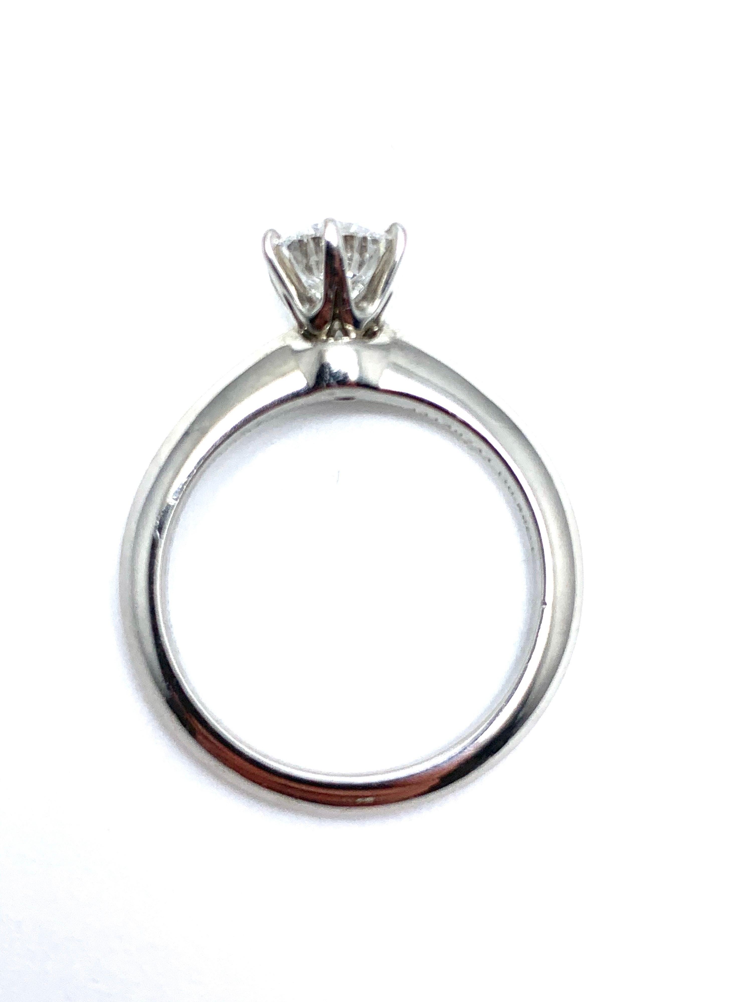 0.89 Carat Tiffany & Co.  Round Brilliant Diamond Platinum Solitaire Ring For Sale 2