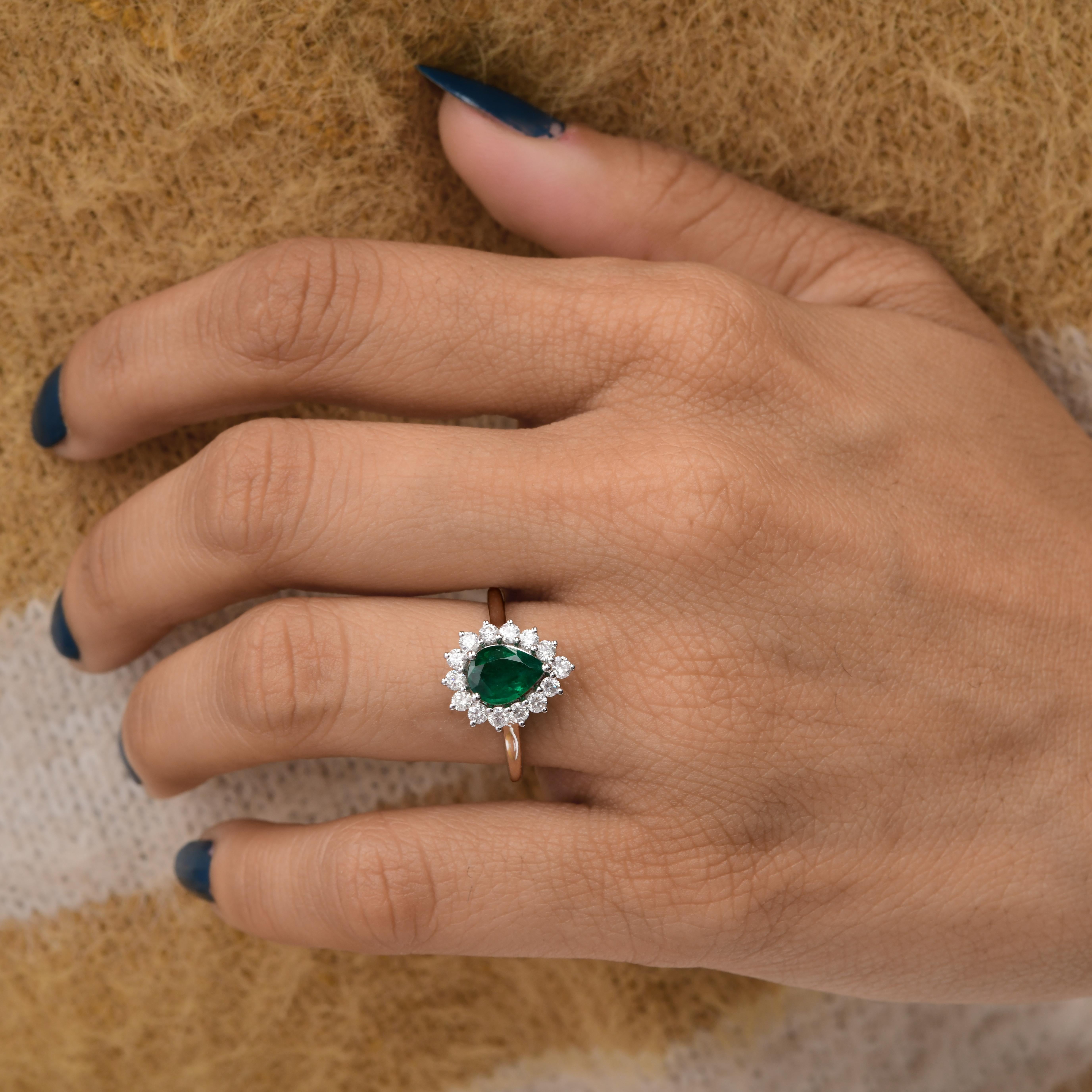 0,89 Karat sambischer Smaragd 0,51 Karat SI/H Diamantring 18 Karat Weißgold (Tropfenschliff) im Angebot