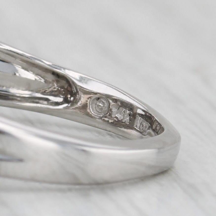Anello a grappolo con diamanti da 0,89ctw in oro bianco 14k, misura 8 in vendita 2