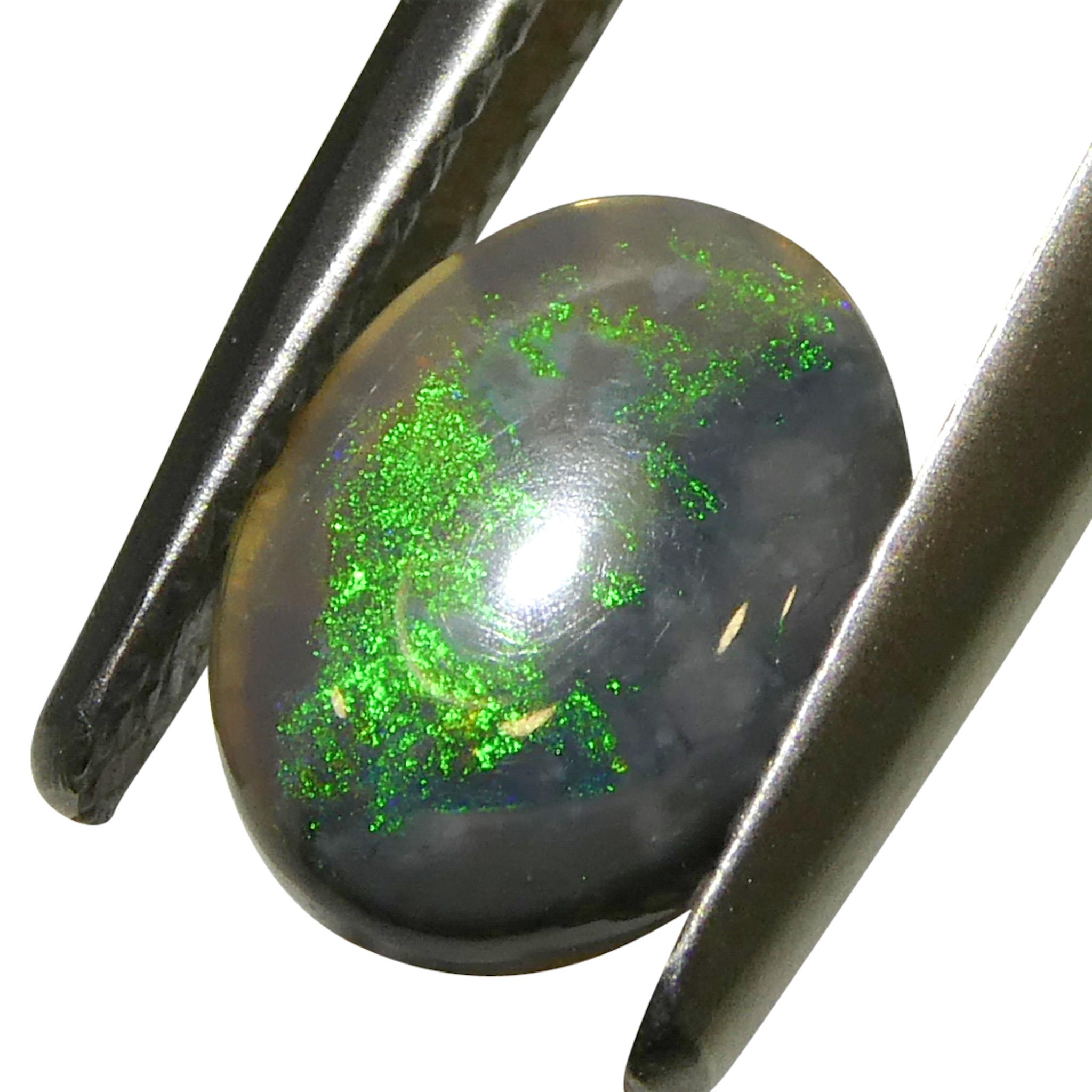 0.8ct Opale grigio ovale cabochon dall'Australia in vendita 4