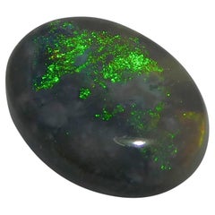 Ópalo gris cabujón oval de 0.8 ct de Australia