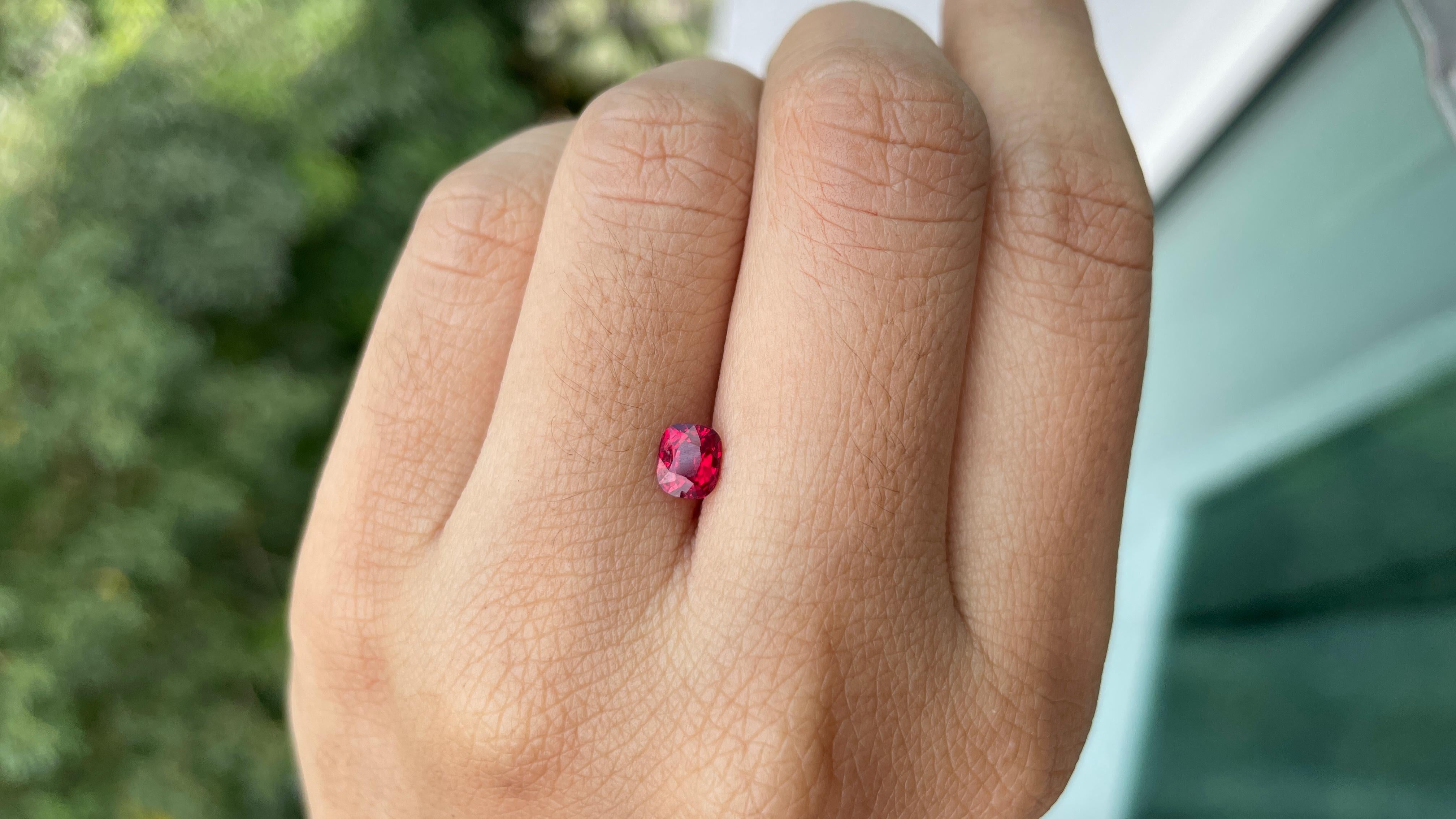 0.8ct Vibrant Red Jedi Spinel/Bright Red Spinel/Bright Red Spinel /Vivid Red Spinel (Top Quality) im Angebot 7