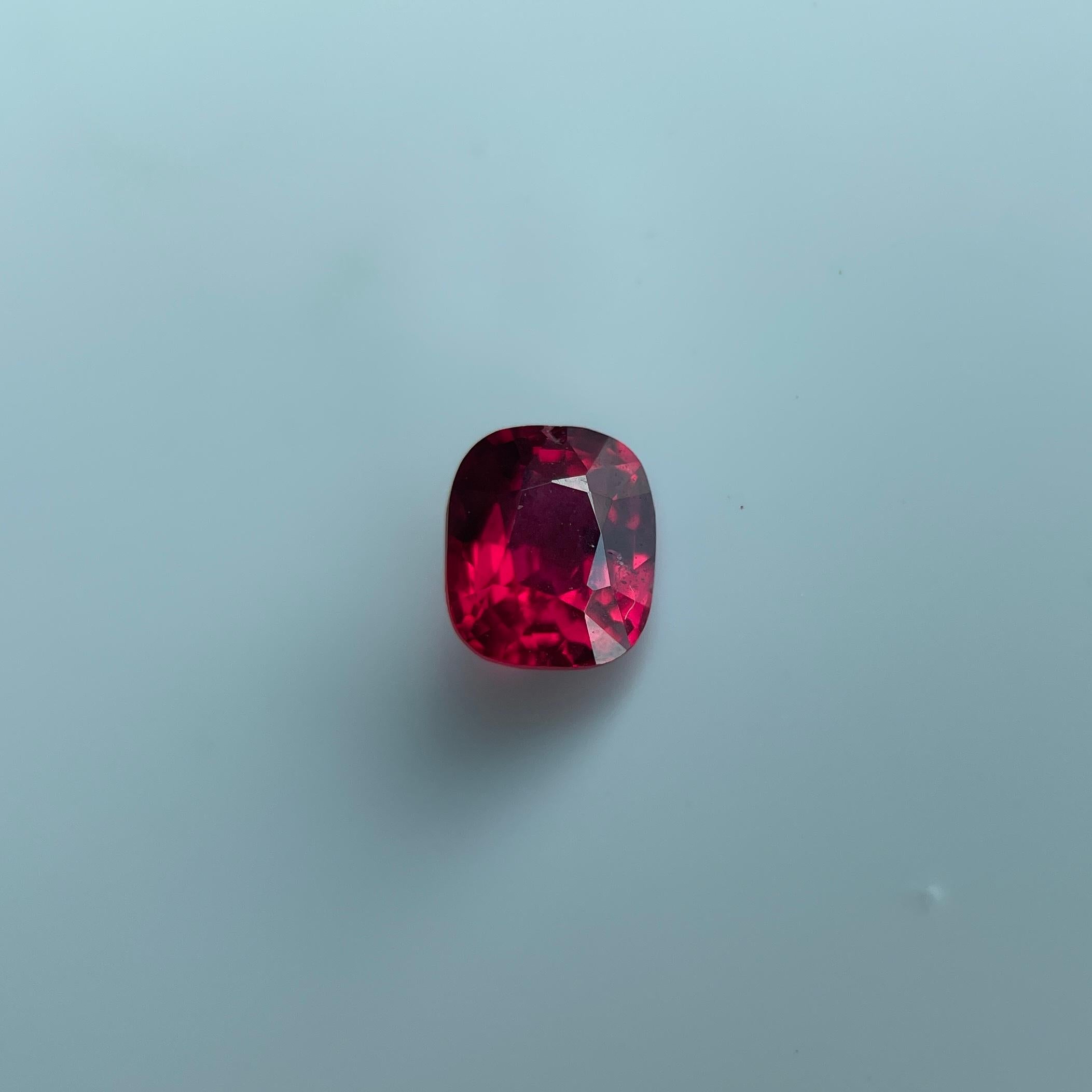 0.8ct Vibrant Red Jedi Spinel/Bright Red Spinel/Bright Red Spinel /Vivid Red Spinel (Top Quality) (Art déco) im Angebot