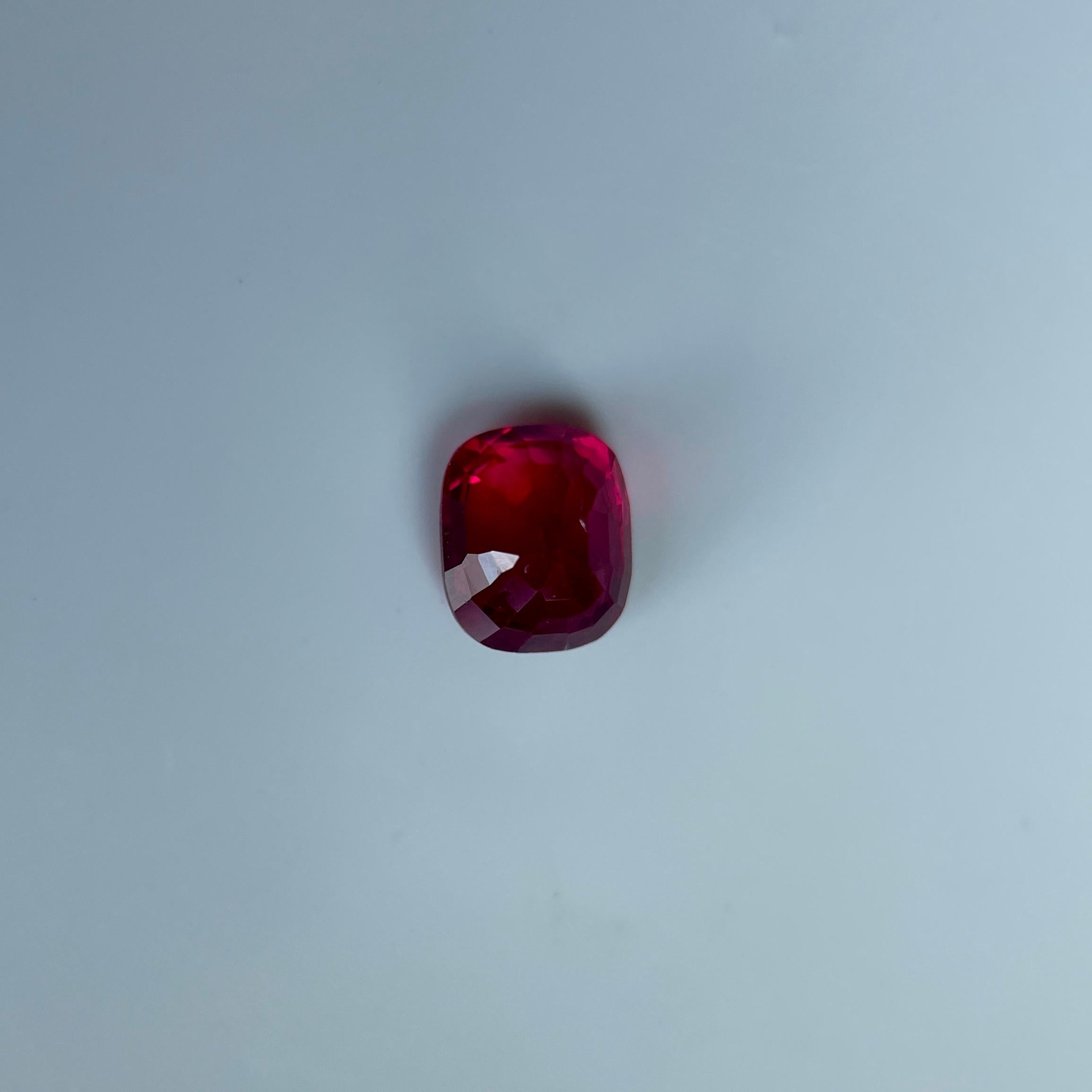 0.8ct Vibrant Red Jedi Spinel/Bright Red Spinel/Bright Red Spinel /Vivid Red Spinel (Top Quality) im Zustand „Neu“ im Angebot in Singapore, SG