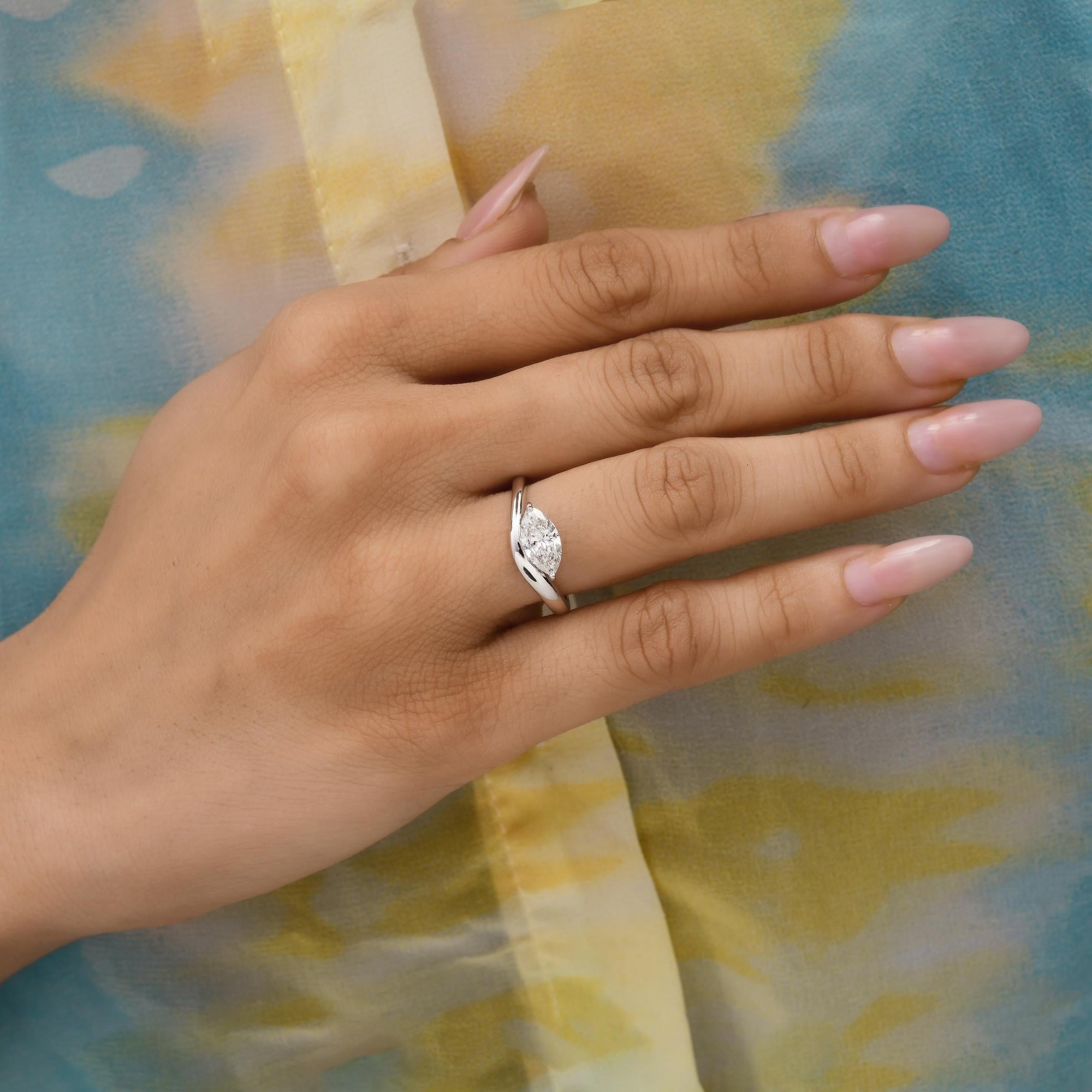 Im Angebot: 0,9 Karat Marquise Cut Solitär Diamantring 18k Weißgold Verlobungsschmuck () 2