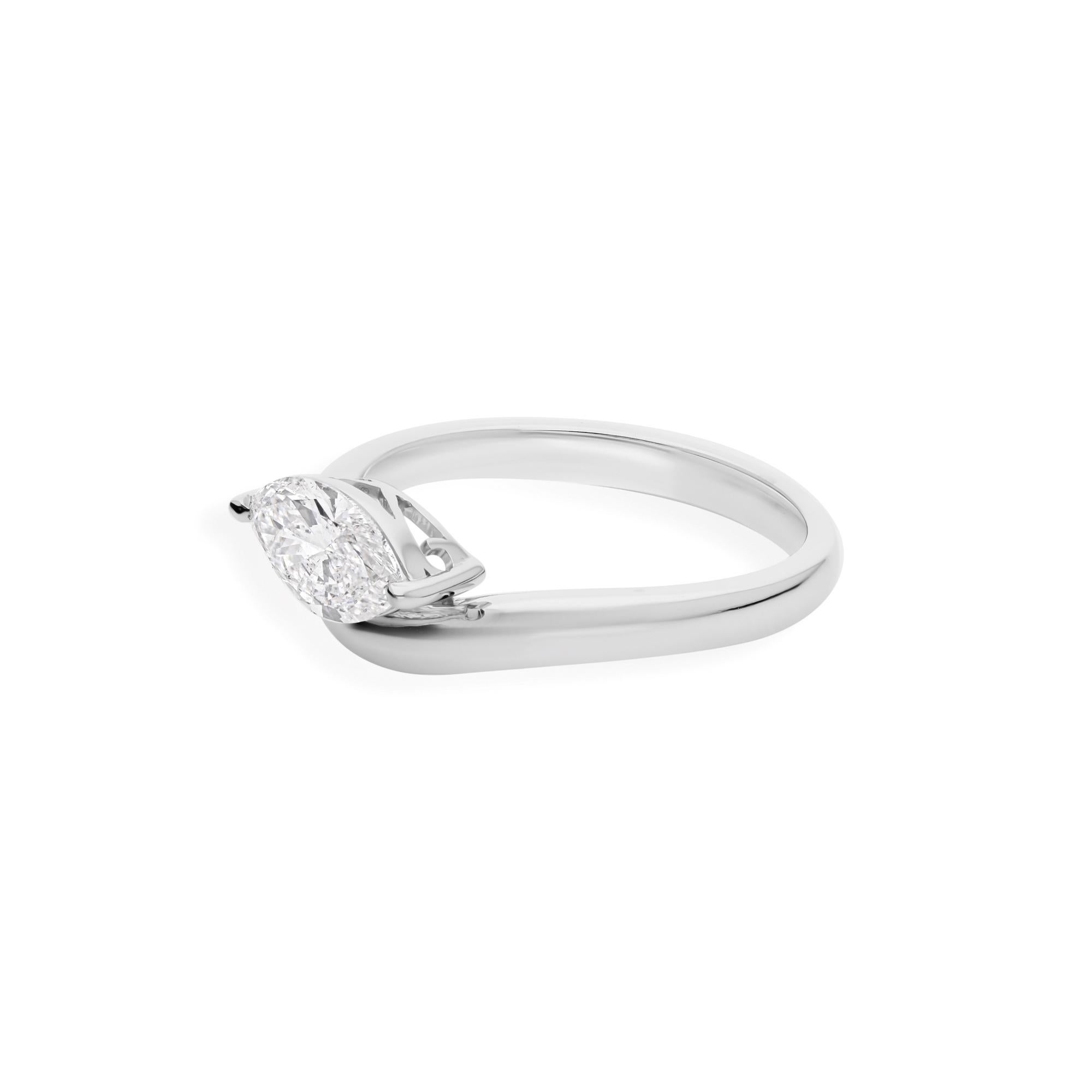 Im Angebot: 0,9 Karat Marquise Cut Solitär Diamantring 18k Weißgold Verlobungsschmuck () 6