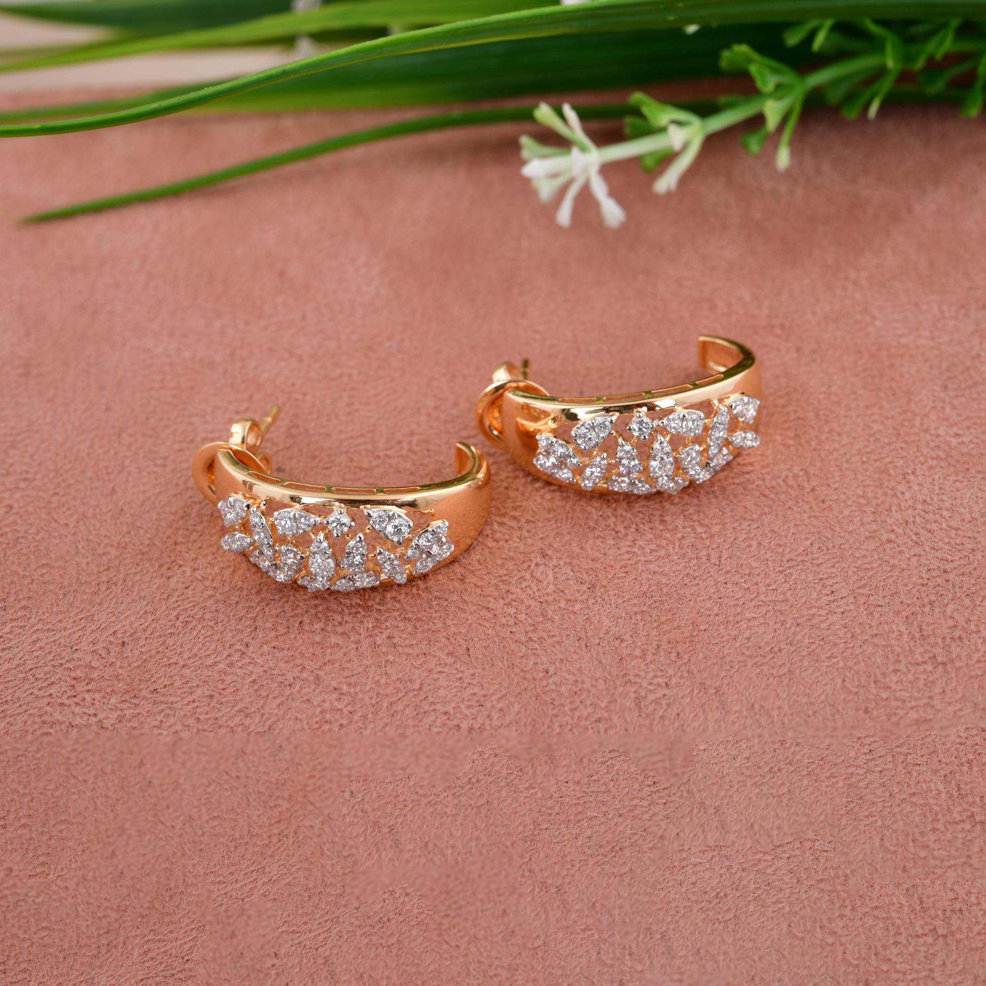 Taille ronde Boucles d'oreilles en or jaune 18 carats diamant rond taille brillant de 0,9 carat SI/H en vente