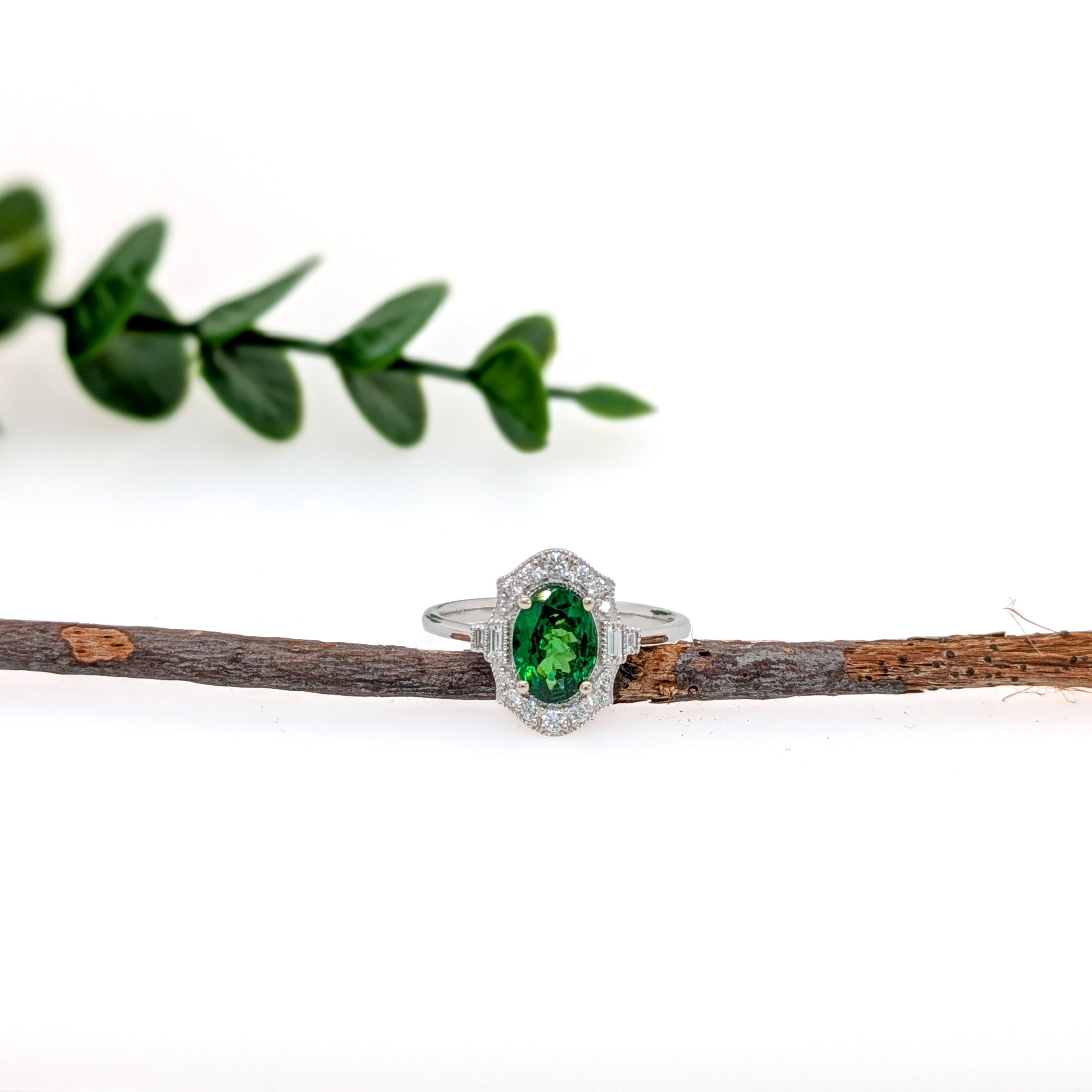 Anillo de tsavorita de 0,9 quilates con detalles de diamantes naturales en oro macizo de 14 quilates OV 8x6mm Art Decó en venta