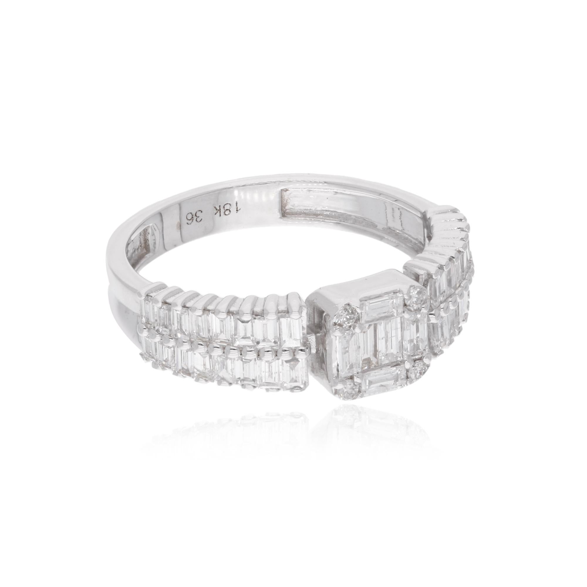 Modern 0.90 Carat Baguette Round Diamond Band Ring 18 Karat White Gold Fine Jewelry For Sale