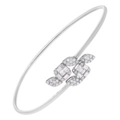 0,90 Karat Baguette-Armreif aus 18 Karat Weißgold mit runden Diamanten im Baguette-Schliff