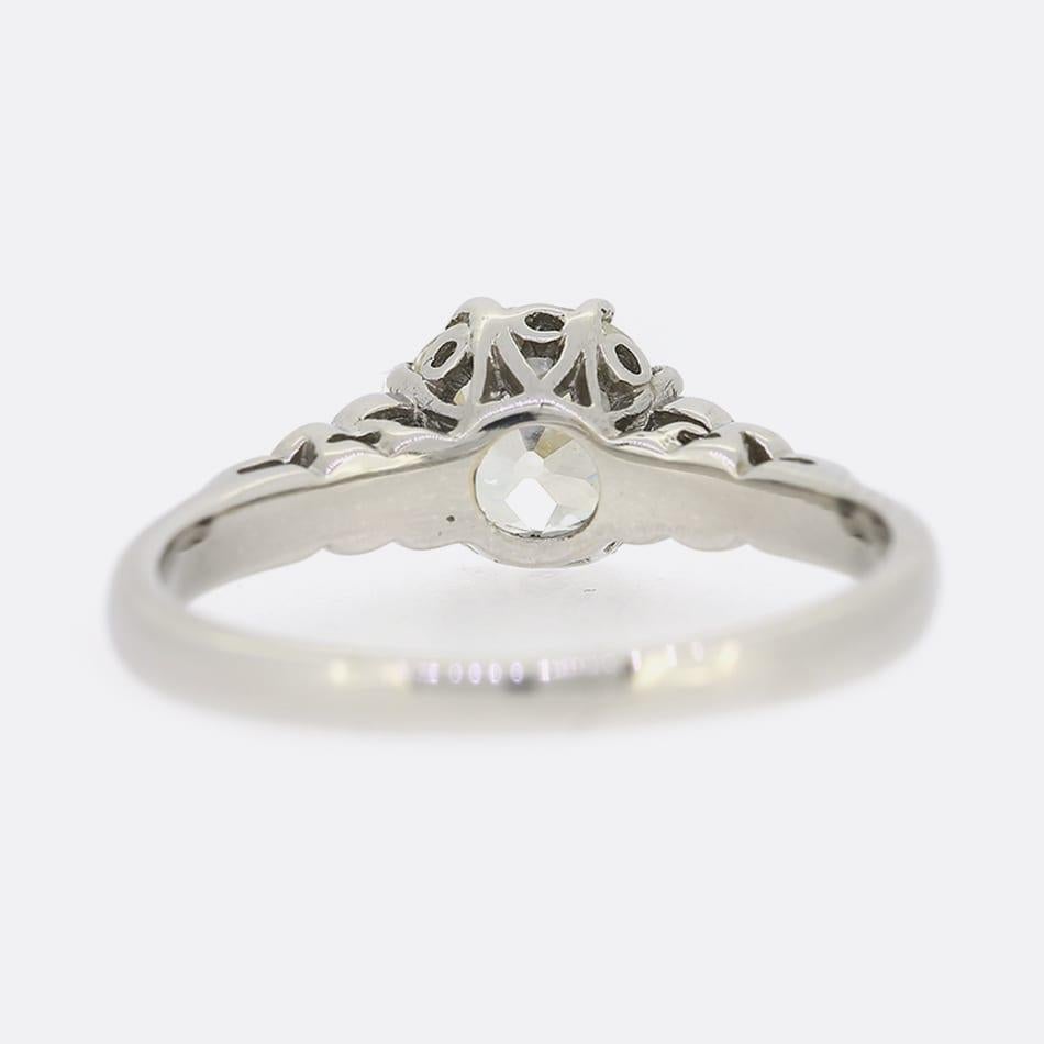 0,90 Karat Diamant im Kissenschliff Solitär Verlobungsring im Zustand „Gut“ im Angebot in London, GB