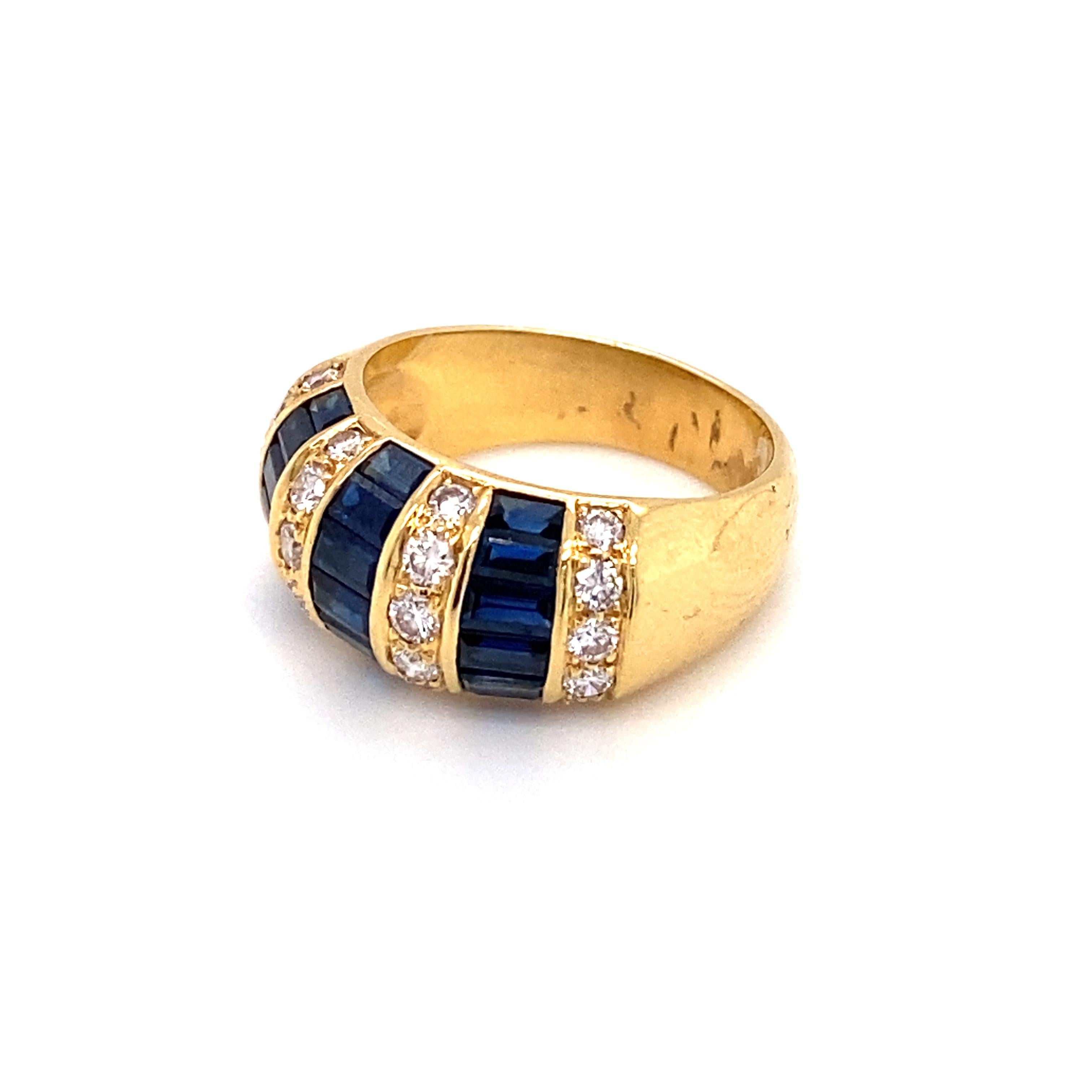 0.90 Carat Diamond and 1.10 Carat Sapphire Dome Ring in 18 Karat Gold In Excellent Condition In Atlanta, GA