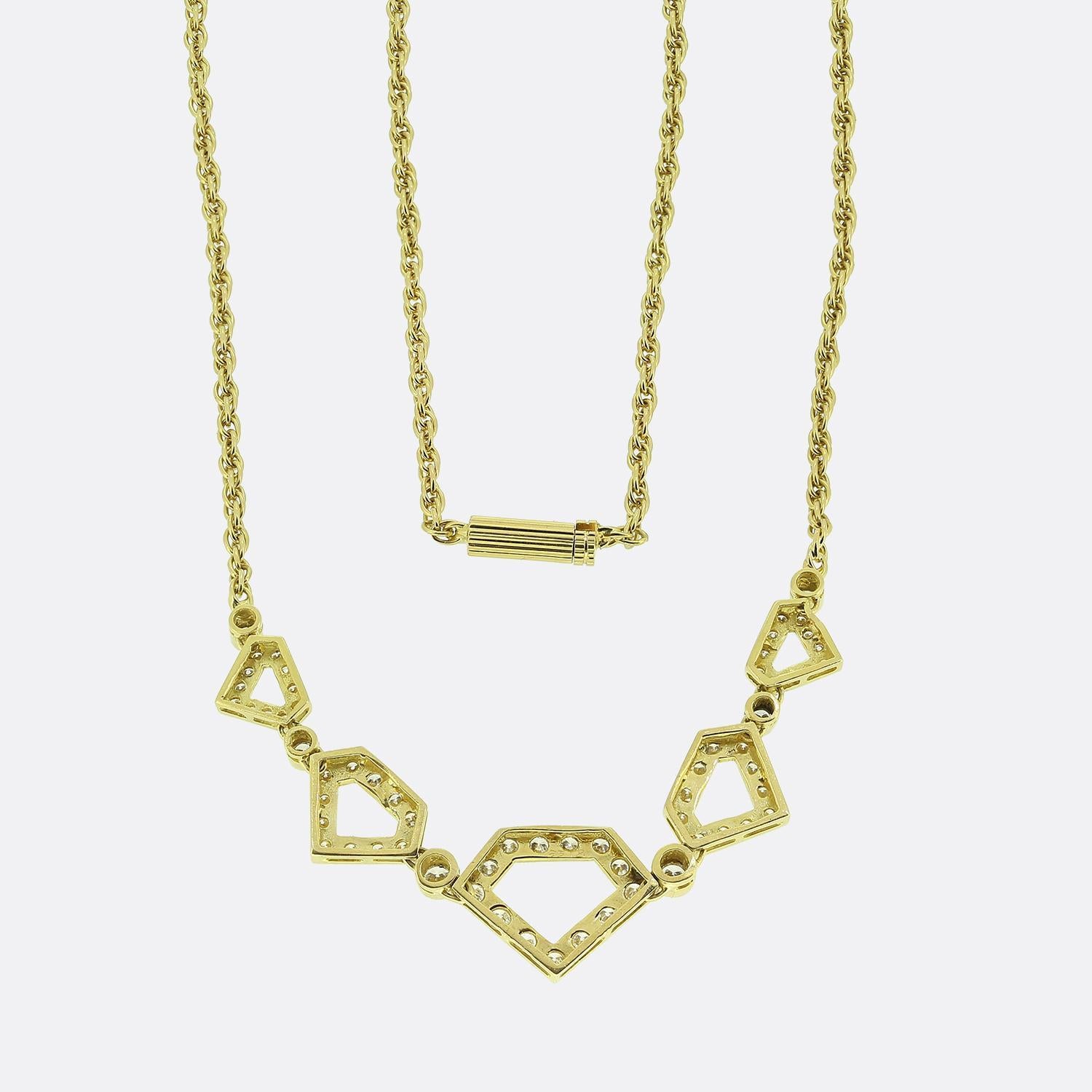 Brilliant Cut 0.90 Carat Diamond Cluster Necklace For Sale