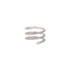 0.90 Carat Diamond Flexable Cocktail Ring in 18Karat  White Gold