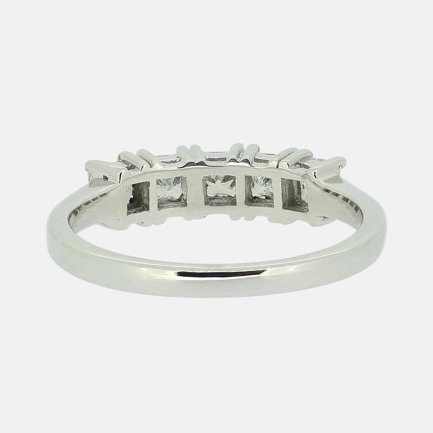 Anello con cinque pietre di diamante da 0,90 carati In condizioni buone in vendita a London, GB