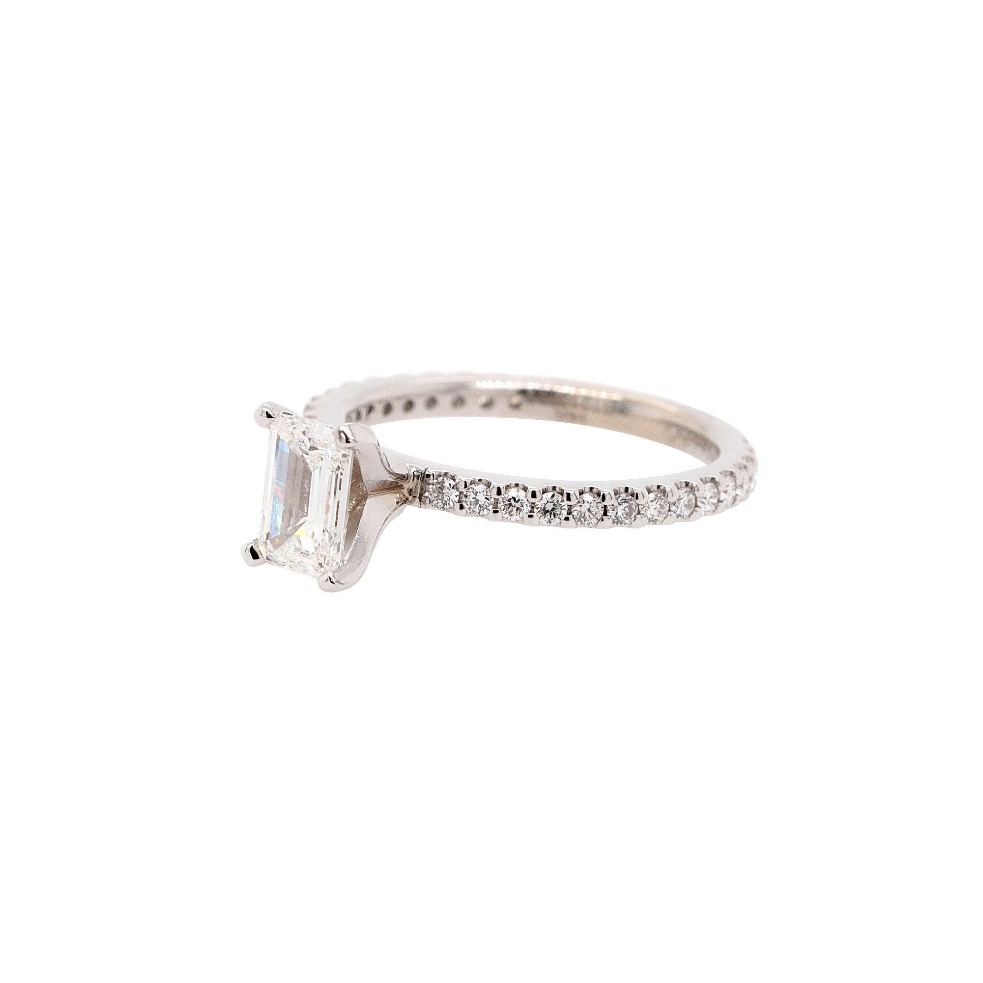 Women's 0.90 Carat GIA Emerald Cut Diamond Engagement Ring For Sale
