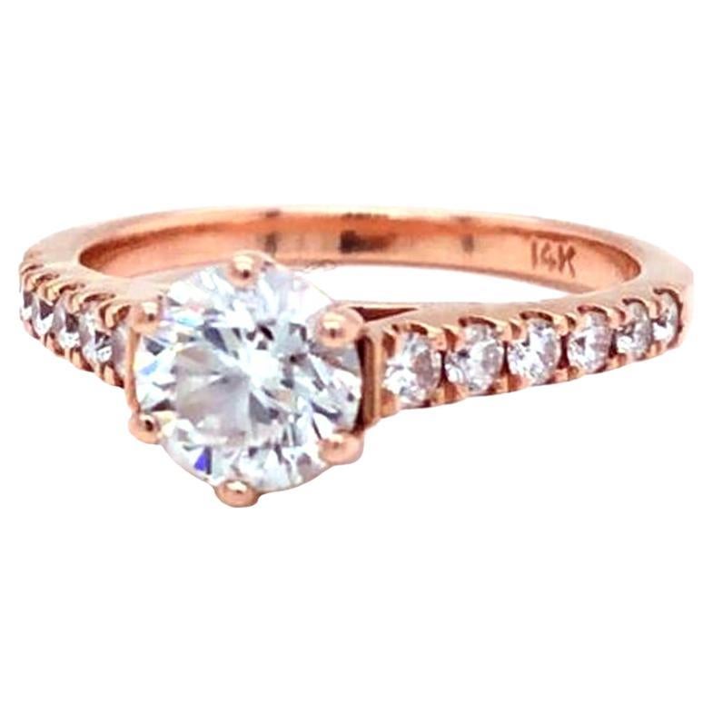 Bague de fiançailles vintage en or rose 18 carats avec diamants ronds pavés de 0,90 carat, certifiés GIA en vente
