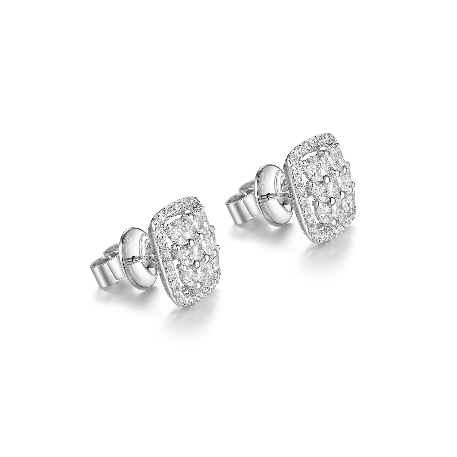 0.90 Carat Marquise Diamond Stud Earring in 18K White Gold In New Condition For Sale In Hong Kong, HK