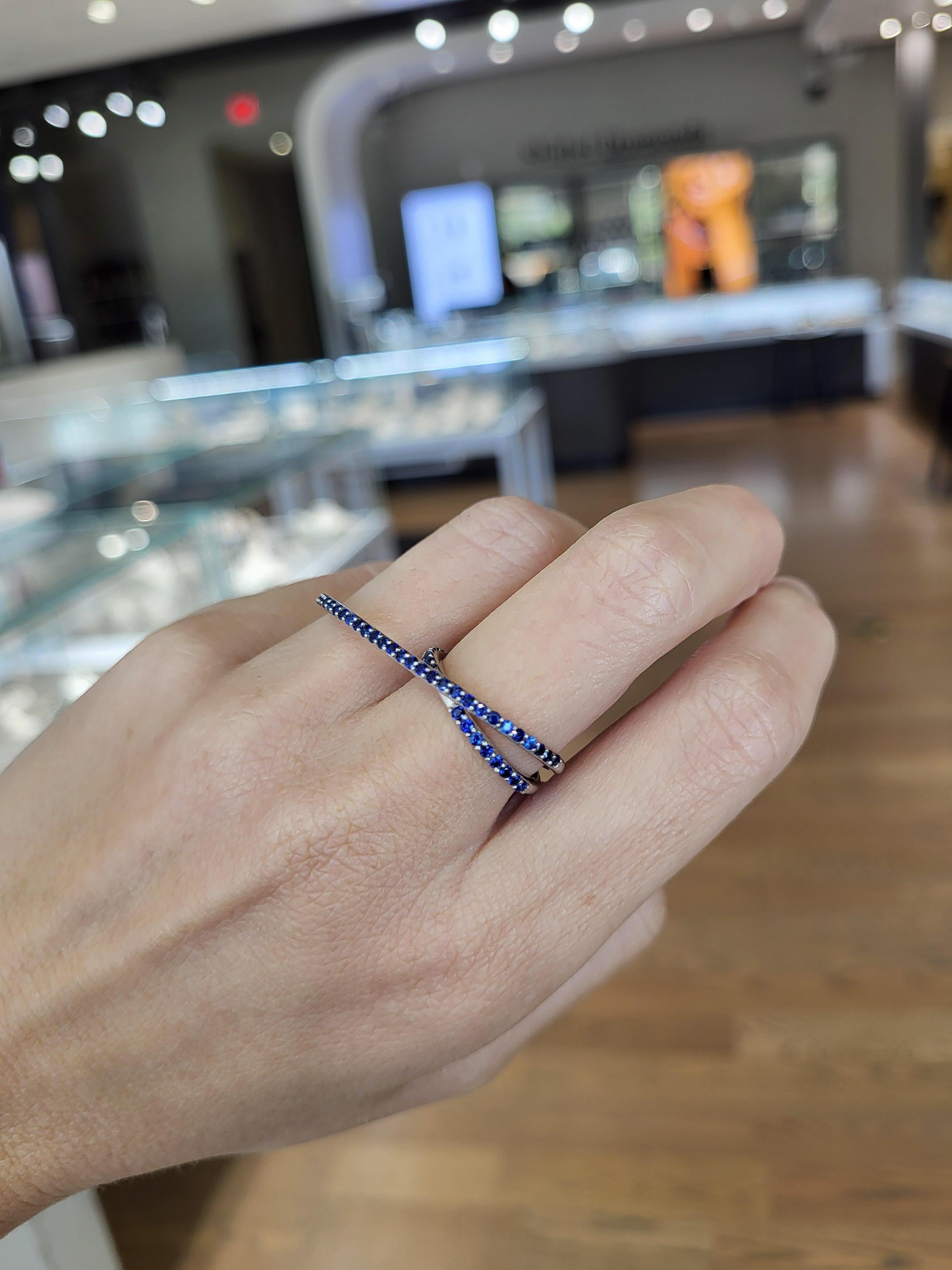 0.90 Carat Multi Finger Blue Sapphire Ring For Sale 7