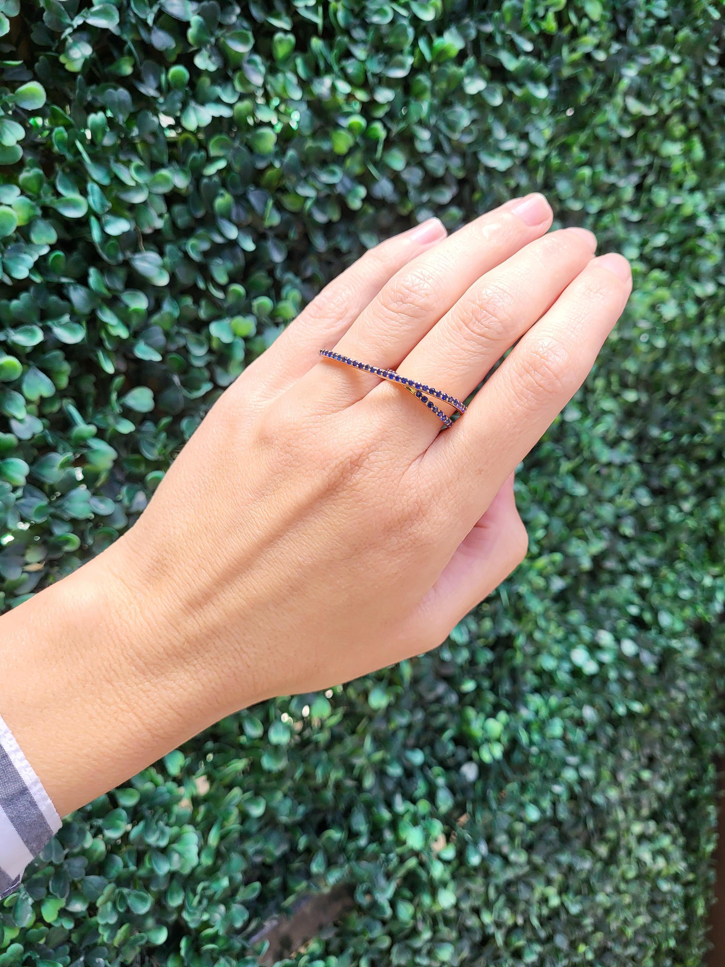 blue sapphire in which finger