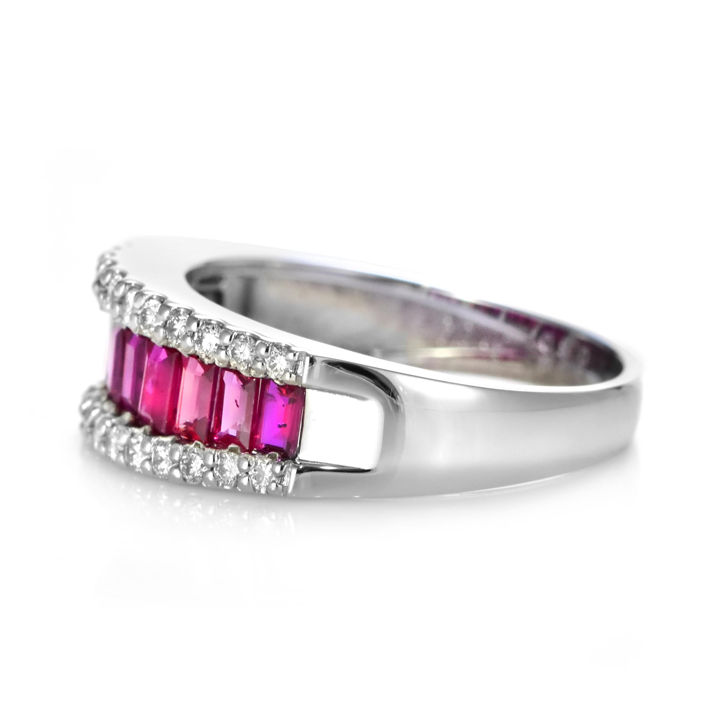 Bague en platine avec rubis et diamants de 0,90 carat naturels non traités/échauffés Neuf - En vente à Tokyo, JP