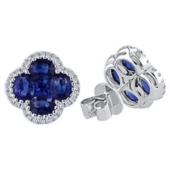 0.90 Carat Sapphire Stud Earring With 0.20 Carat Diamond Halo in 18K Gold ref163