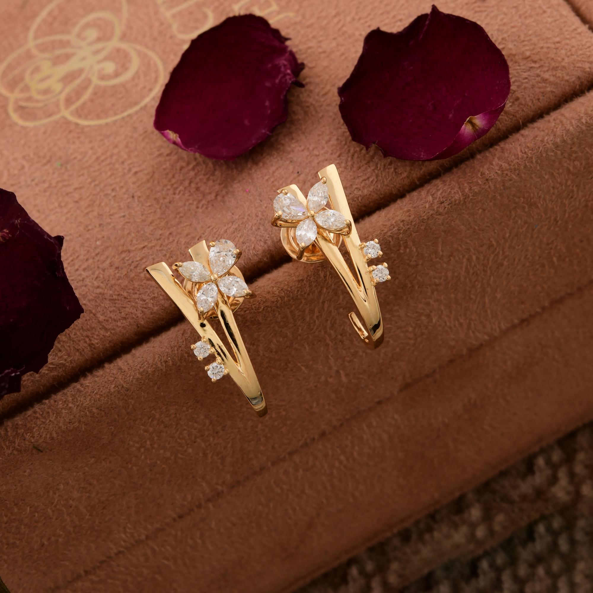 Modern 0.90 Carat SI Clarity HI Color Diamond 18 Karat Yellow Gold Flower Earrings For Sale