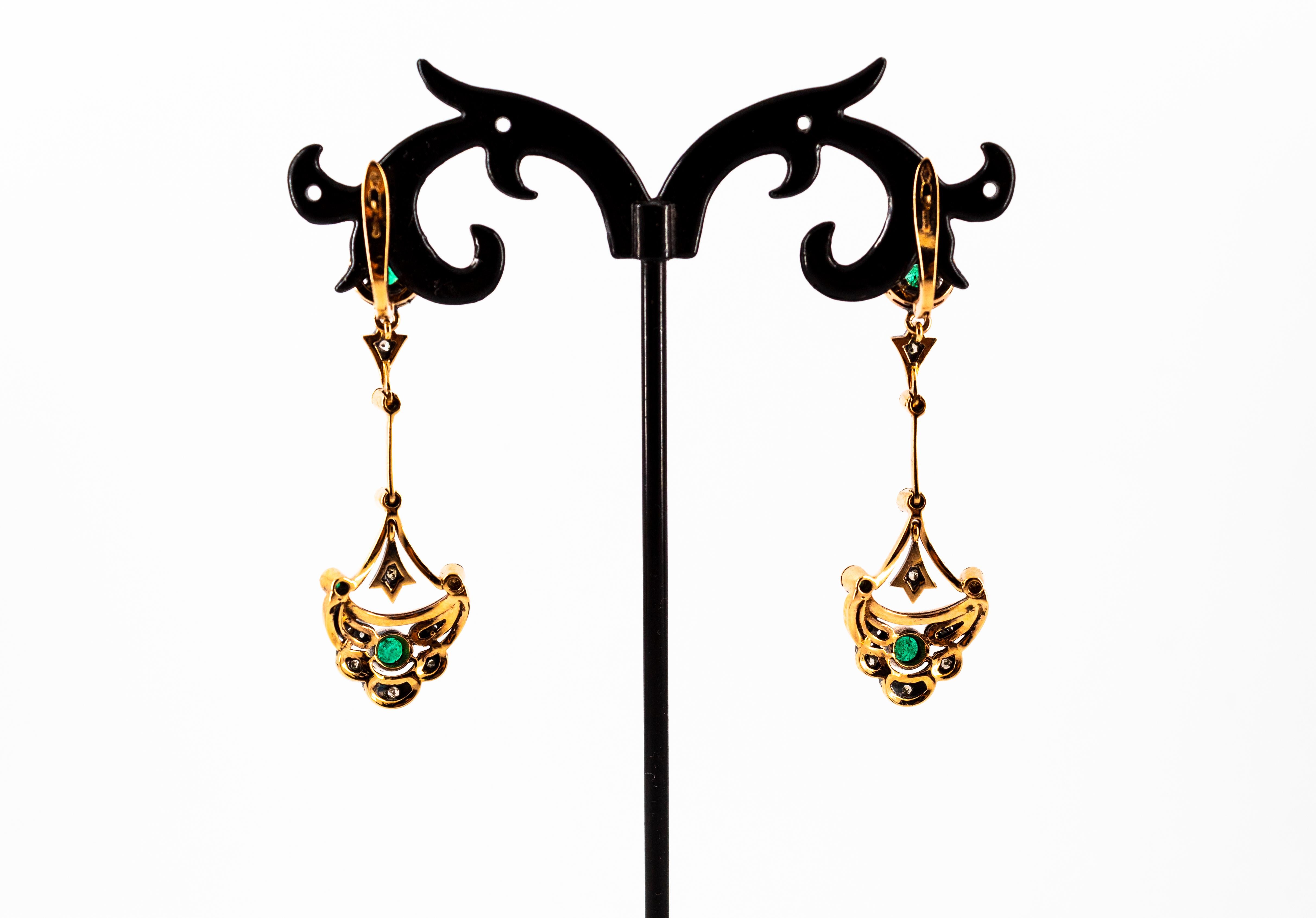 Boucles d'oreilles pendantes en or jaune Emeraude, diamant blanc taille rose de 0.90 carat en vente 3