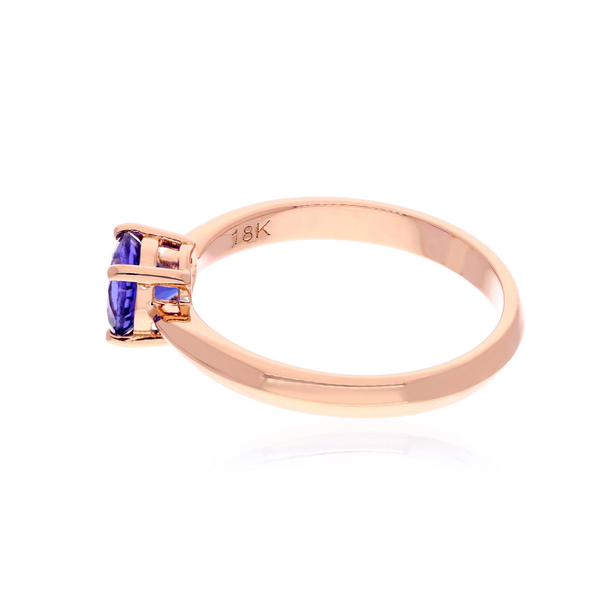 Modern 0.90 Ct Solitaire Tanzanite Gemstone Engagement Ring 18 Karat Rose Gold Jewelry For Sale