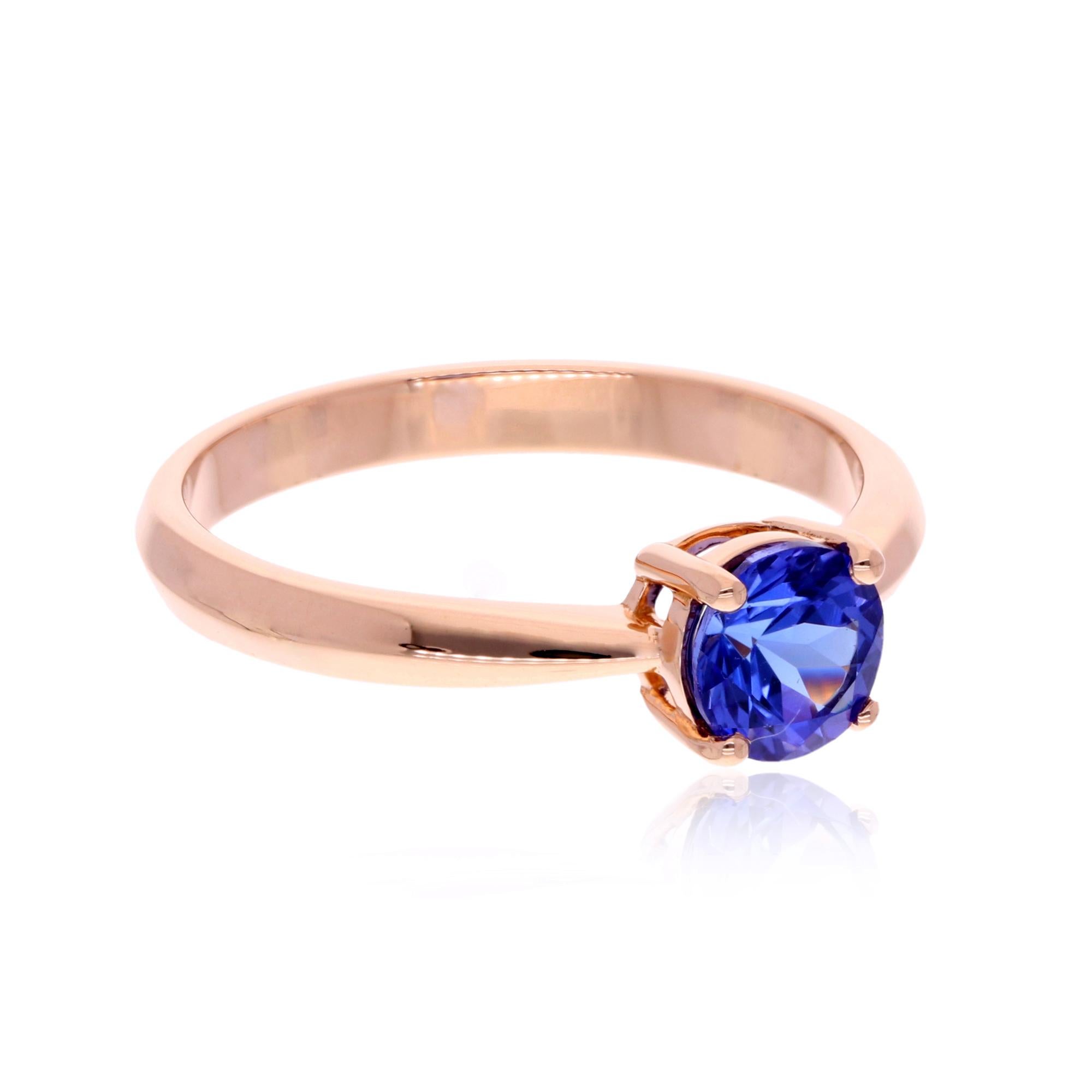 Round Cut 0.90 Ct Solitaire Tanzanite Gemstone Engagement Ring 18 Karat Rose Gold Jewelry For Sale