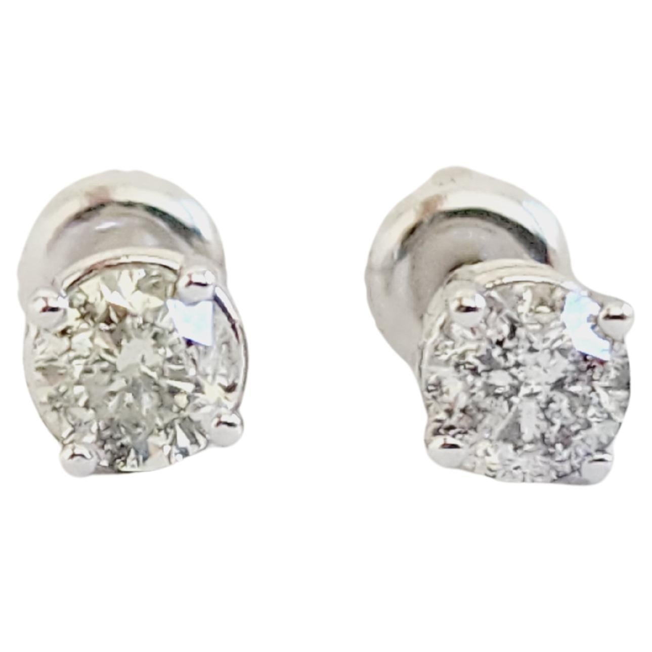 0.90 Cttw Natural Diamond Round Studs For Sale