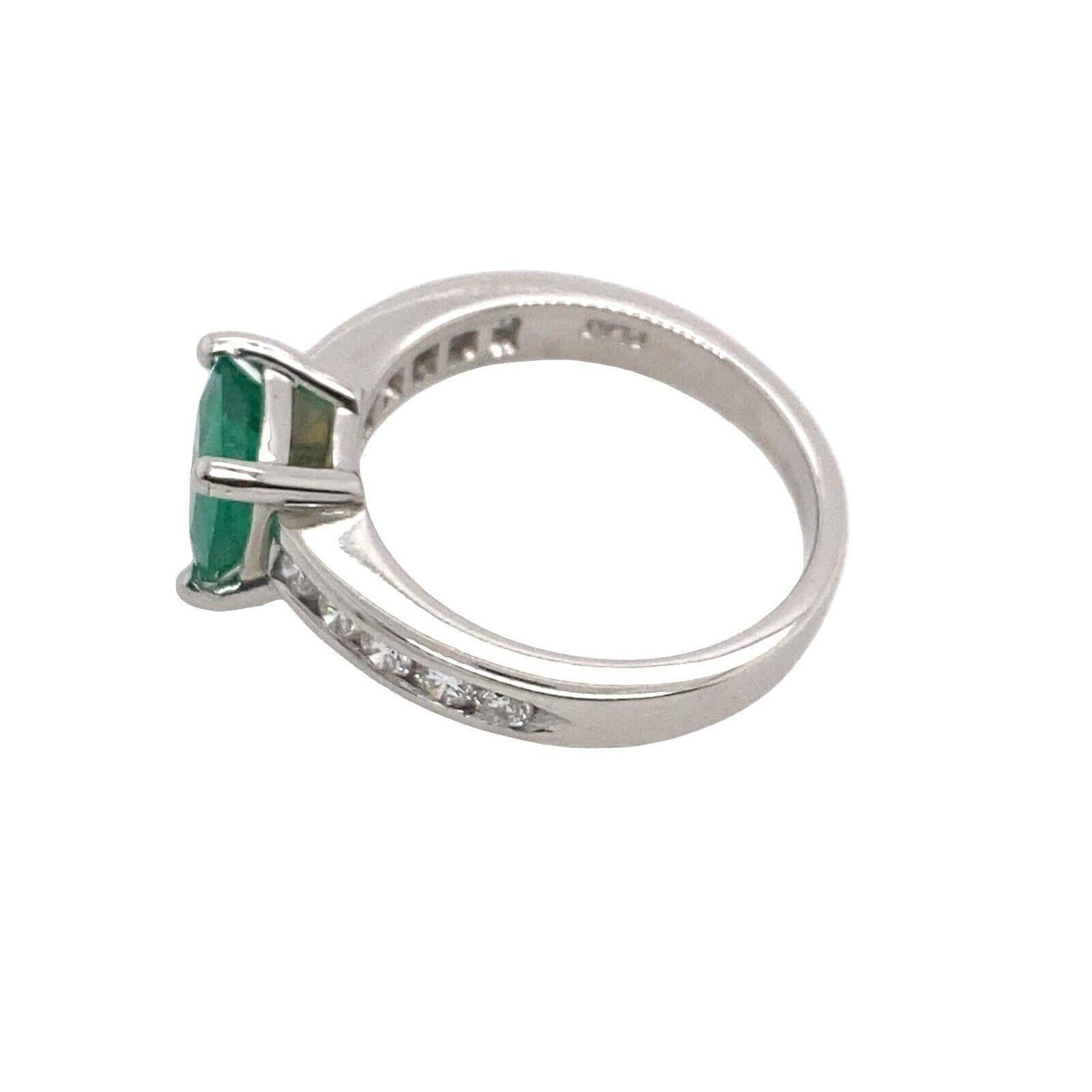Women's 0.90ct Cushion Shape Emerald & Diamond Solitaire Ring in Platinum For Sale