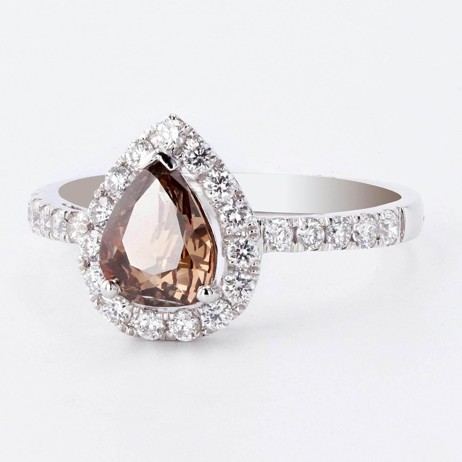 0,90ct Fancy Brown Center Diamant Platin Ring '1,39ctw Diamanten' Rn019579 für Damen oder Herren im Angebot