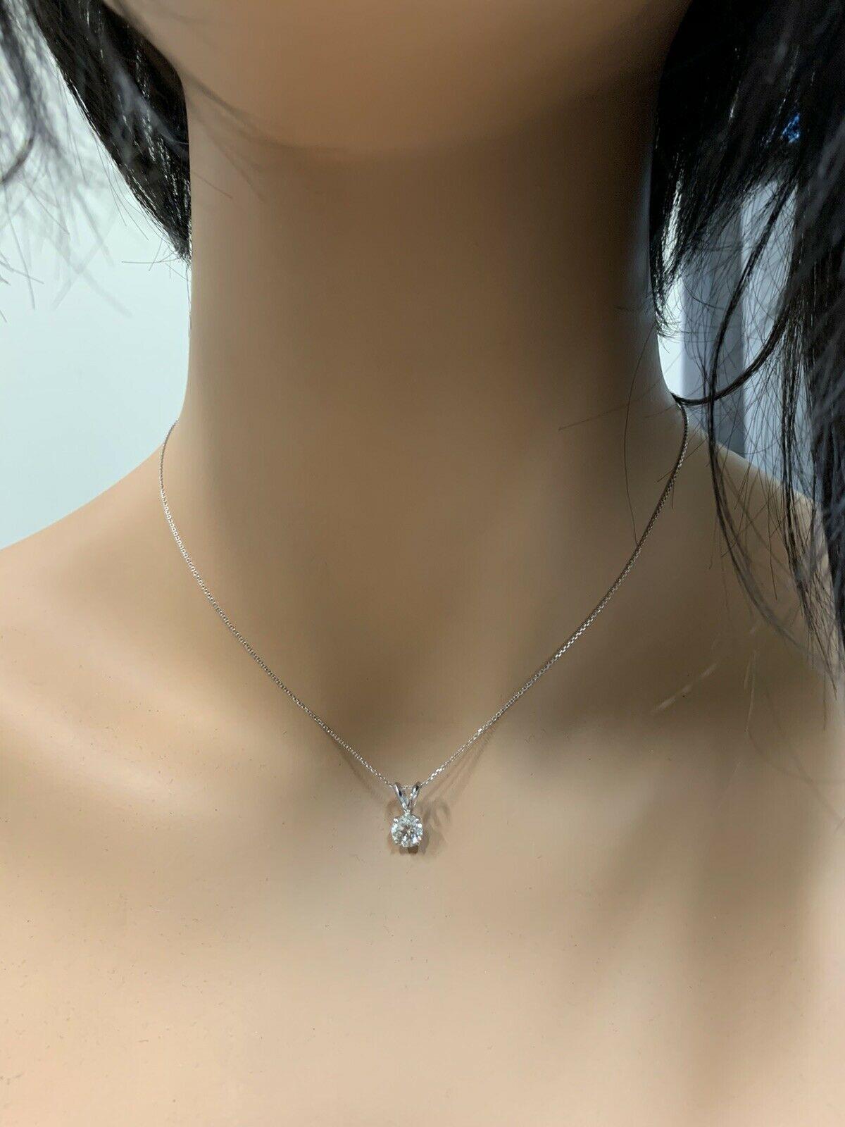 0.90ct Natural Diamond 14K Solid White Gold Necklace Pendant In New Condition For Sale In Los Angeles, CA