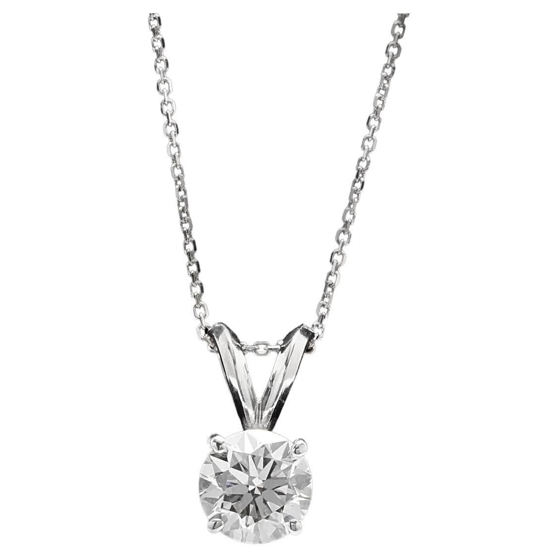 0.90ct Natural Diamond 14K Solid White Gold Necklace Pendant For Sale
