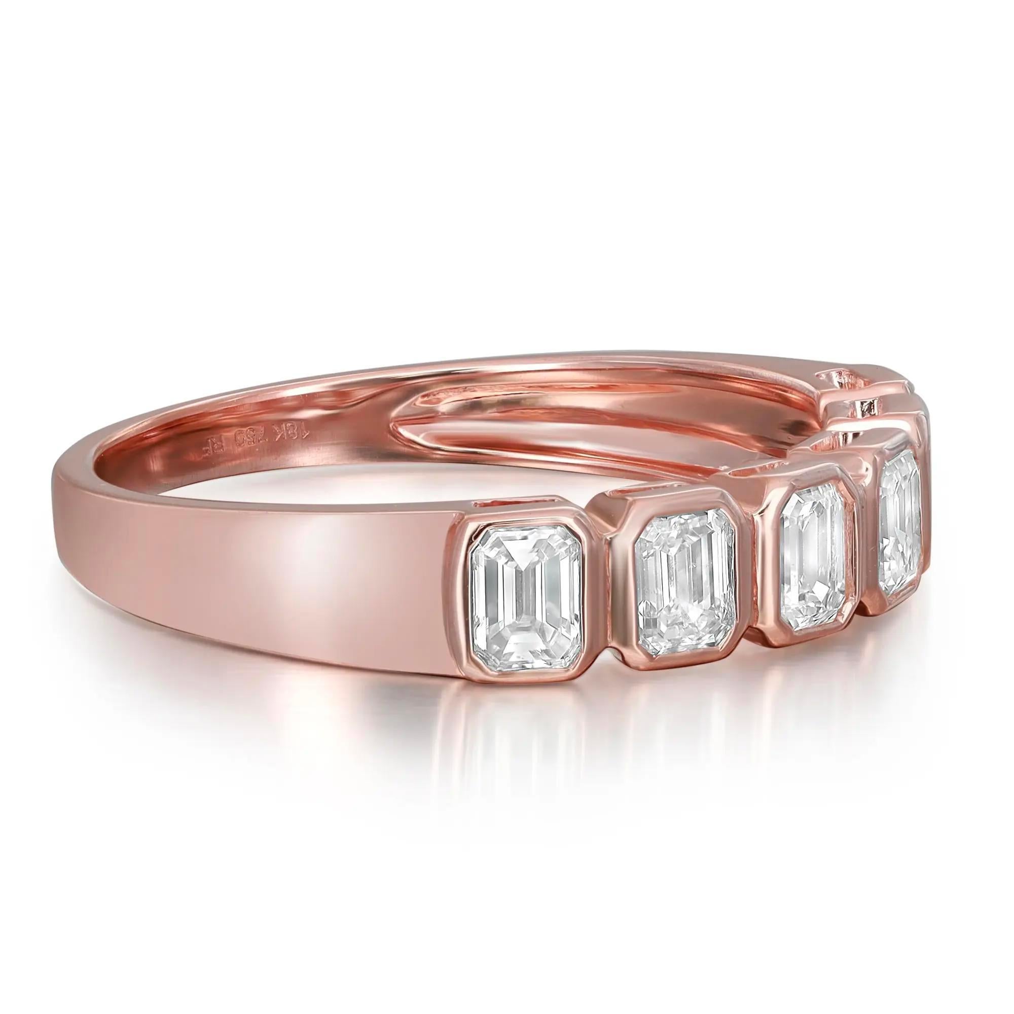 0.90cttw Bezel Set Emerald Cut Diamond Eternity Band Ring 18k Rose Gold In New Condition For Sale In New York, NY