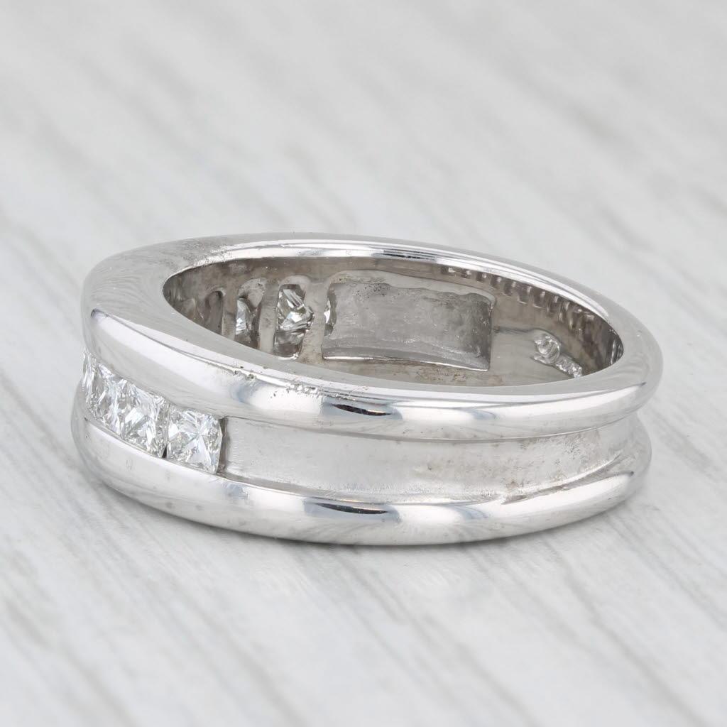 Gemstone Information:
- Natural Diamonds -
Total Carats - 0.90ctw
Cut - Princess
Color - G-H
Clarity - VS2-I1
*Please note that 2 diamonds have small chips

Metal: 14K
Weight: 8.3 Grams 
Stamps: 14K
Face Height: 7.1 mm 
Rise Above Finger: 3.4