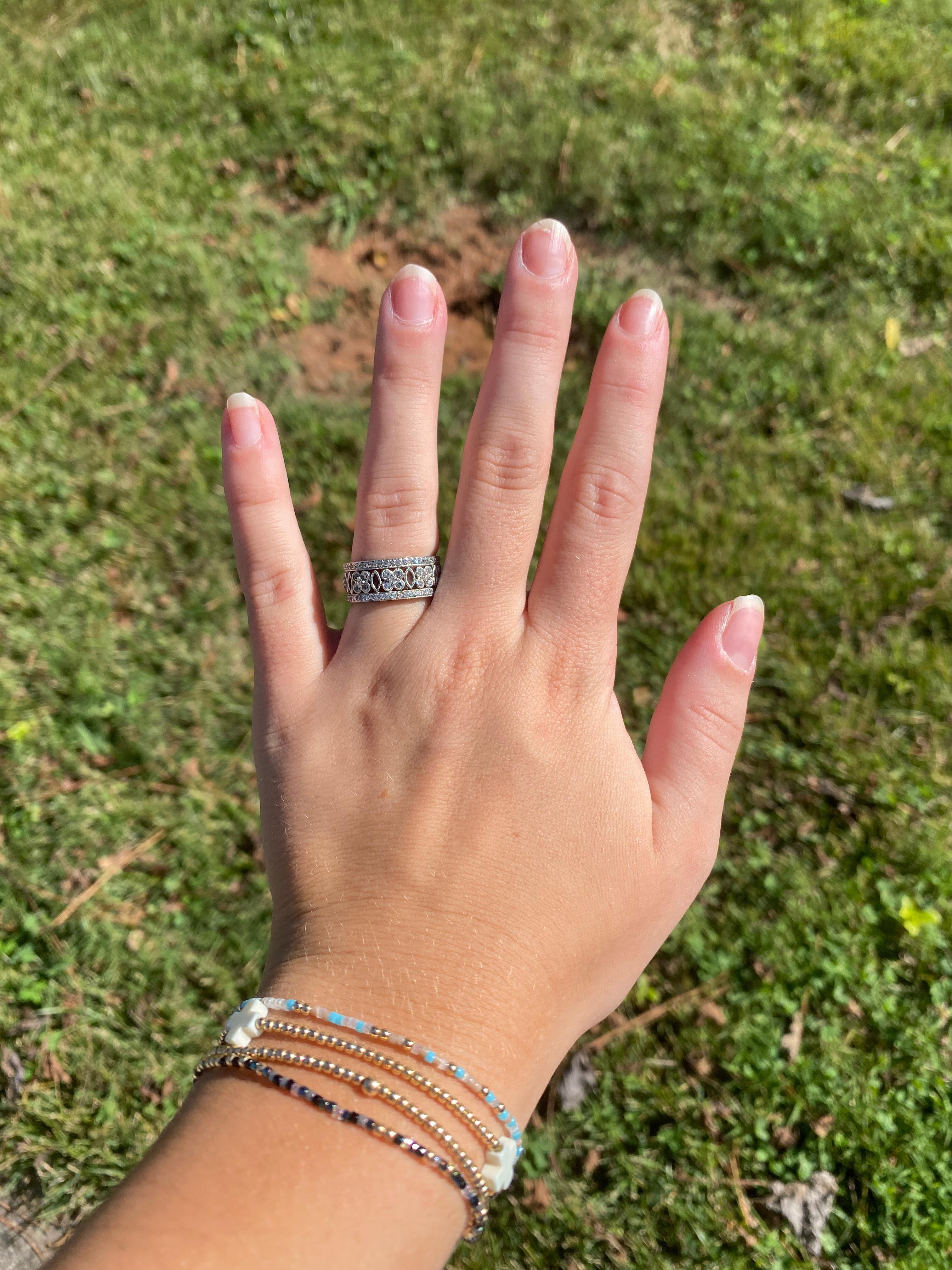 0,90ctw Diamond Thick Flower Cluster Band Ring, 14k Weißgold, Ringgröße 7,25 im Angebot 1