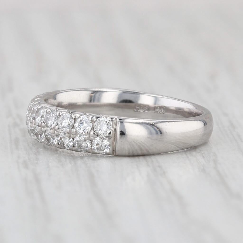 Gemstone Information:
- Natural Diamonds -
Total Carats - 0.90ctw
Cut - Round Brilliant
Color - F - G
Clarity - SI2 - I1

Metal: 14k White Gold
Weight: 4.5 Grams 
Stamps: 14k
Face Height: 4.4 mm 
Rise Above Finger: 2.5 mm
Band / Shank Width: 3.1