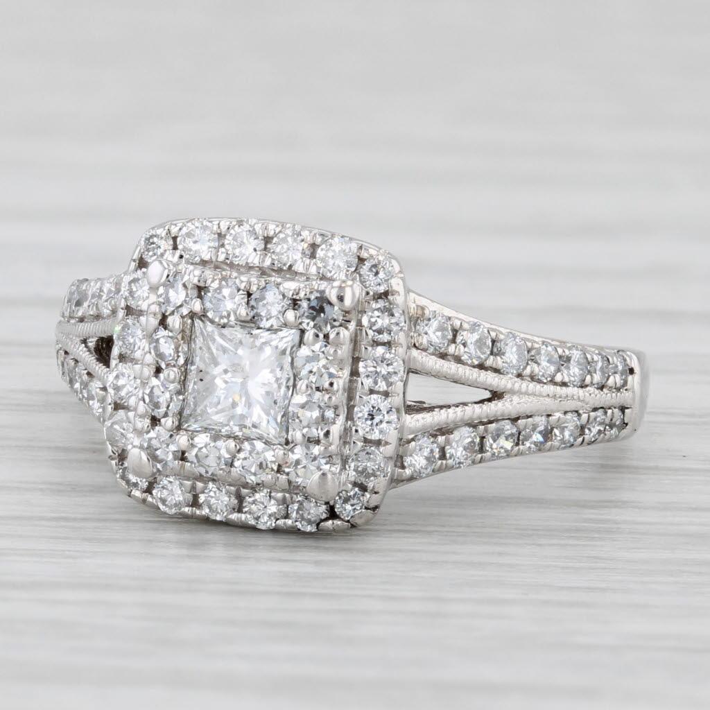 0.90ctw Princess Diamond Halo Engagement Ring 14k White Gold Size 5.5 In Good Condition In McLeansville, NC