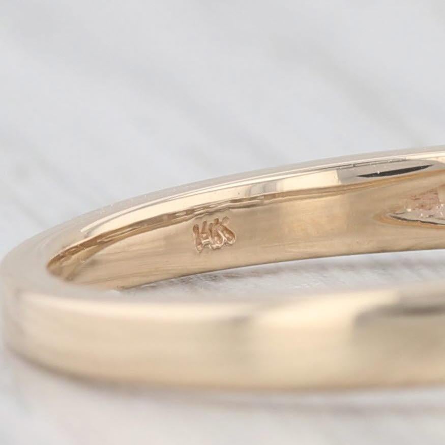 Donna Anello di fidanzamento a 3 pietre rotonde da 0,90ctw in oro giallo 14k, misura 6,75