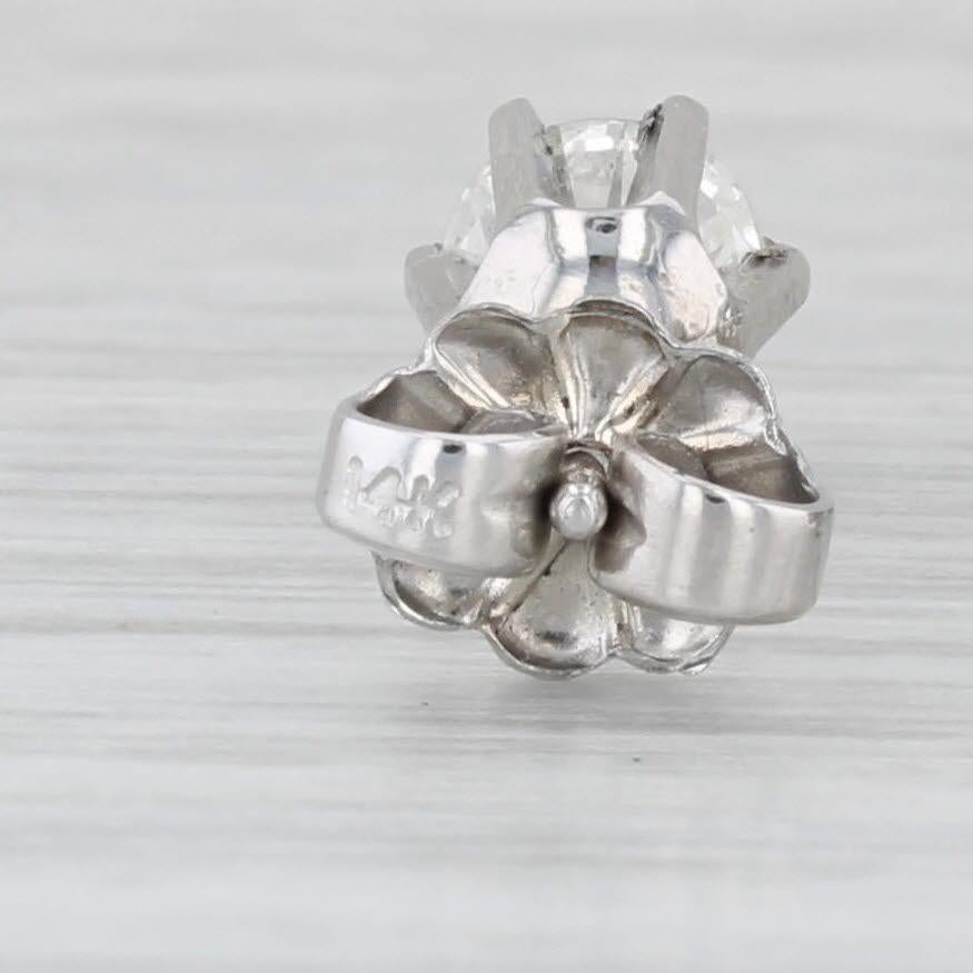 0.90ctw Round Diamond Solitaire Stud Earrings 14k White Gold In Good Condition For Sale In McLeansville, NC