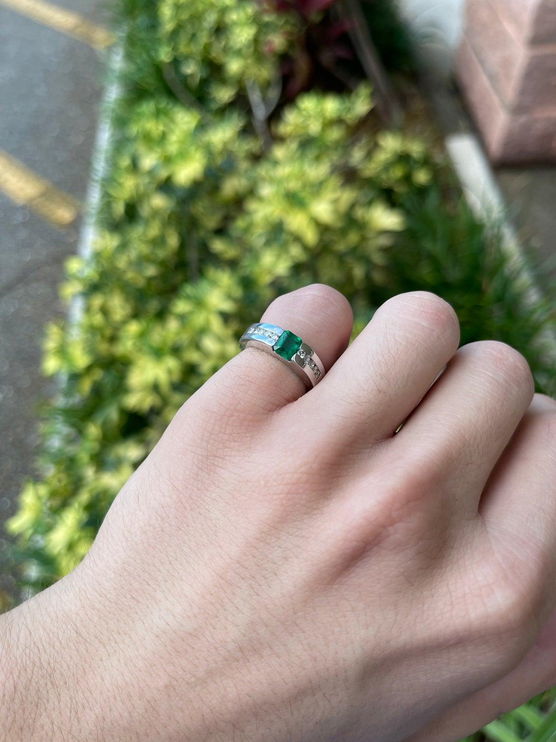 men's emerald engagement rings