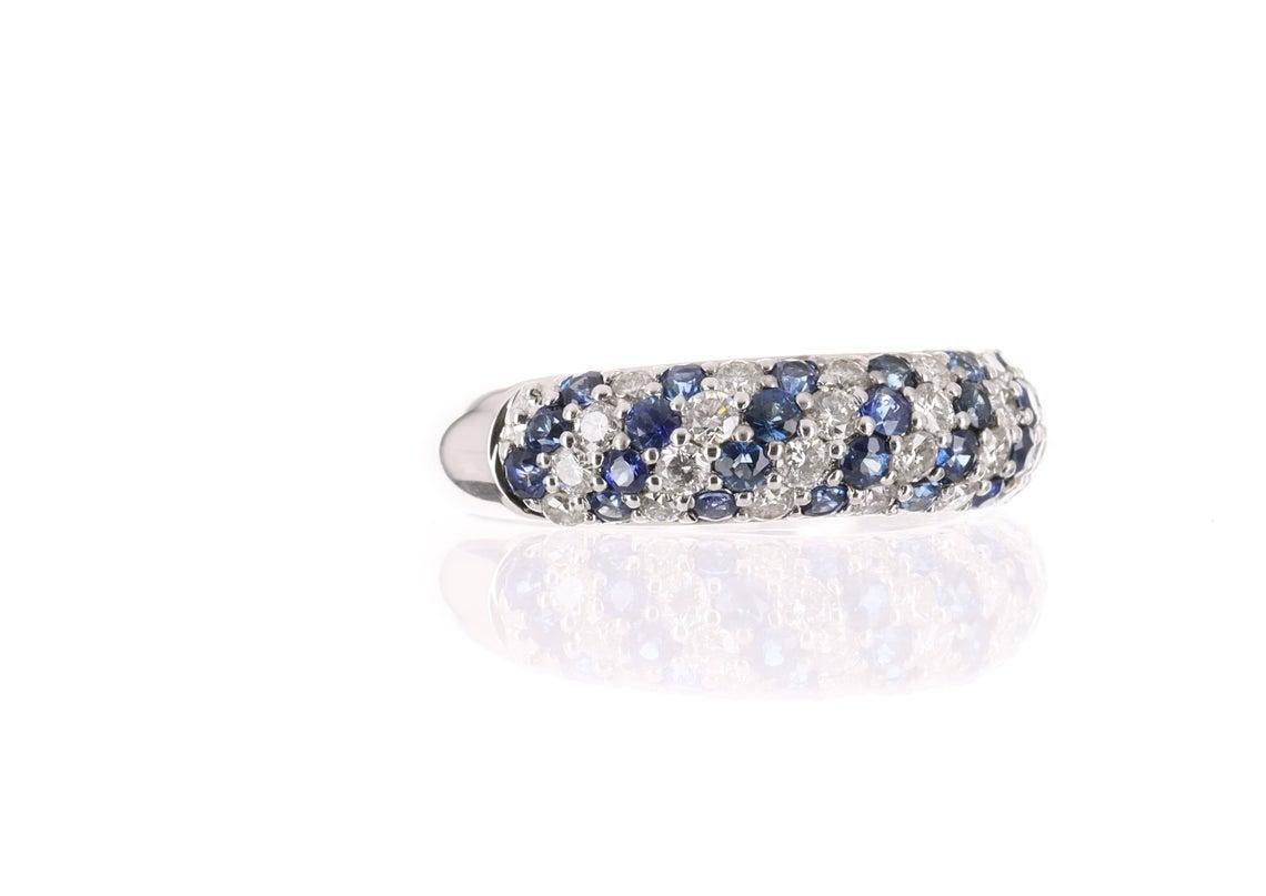 Modern 0.90tcw 14K Natural Sapphire & Diamond Cluster Ring Band For Sale
