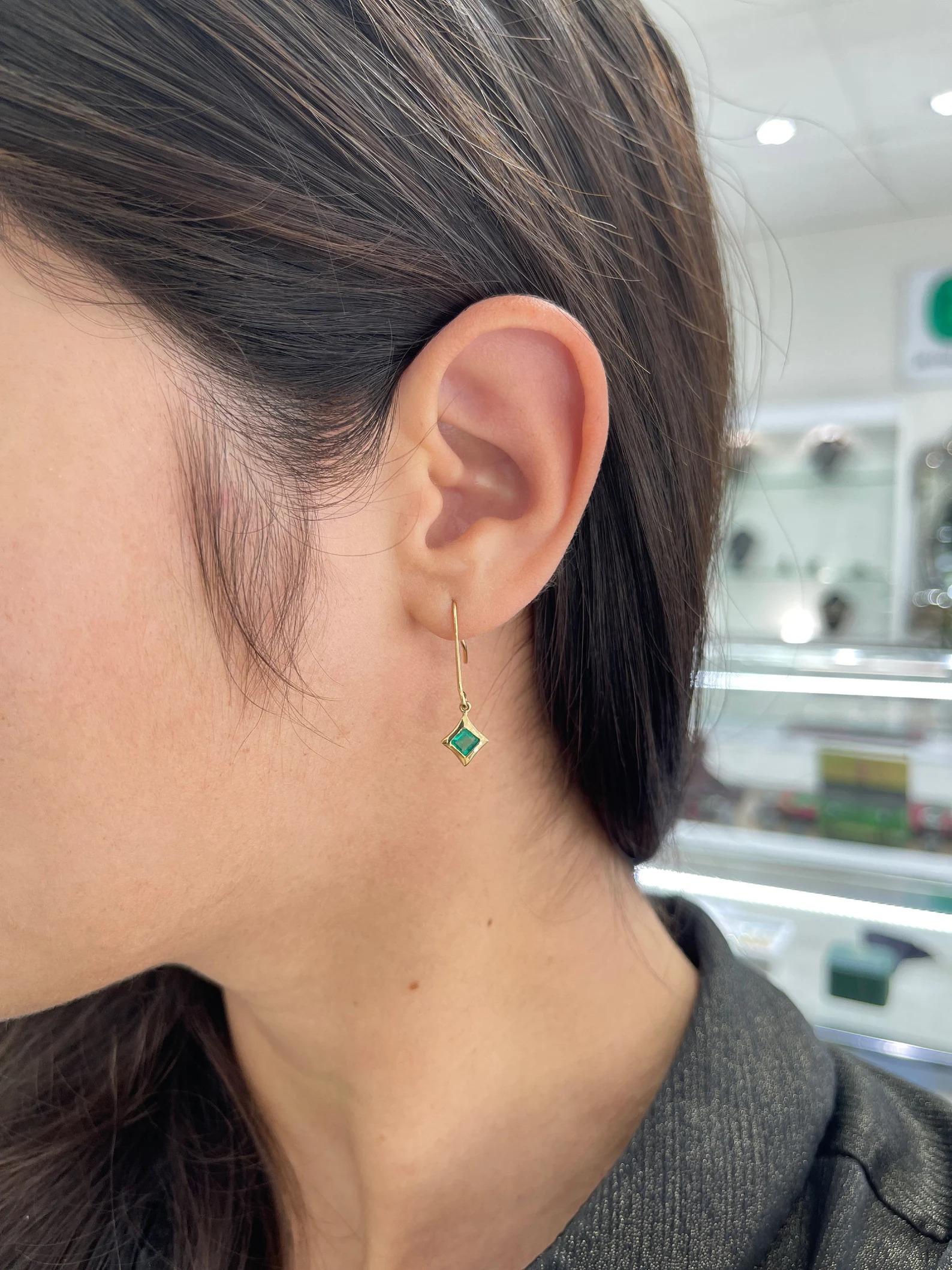 Women's 0.90tcw Natural Colombian Emerald Asscher Cut Solitaire Dangle Earrings 14K For Sale