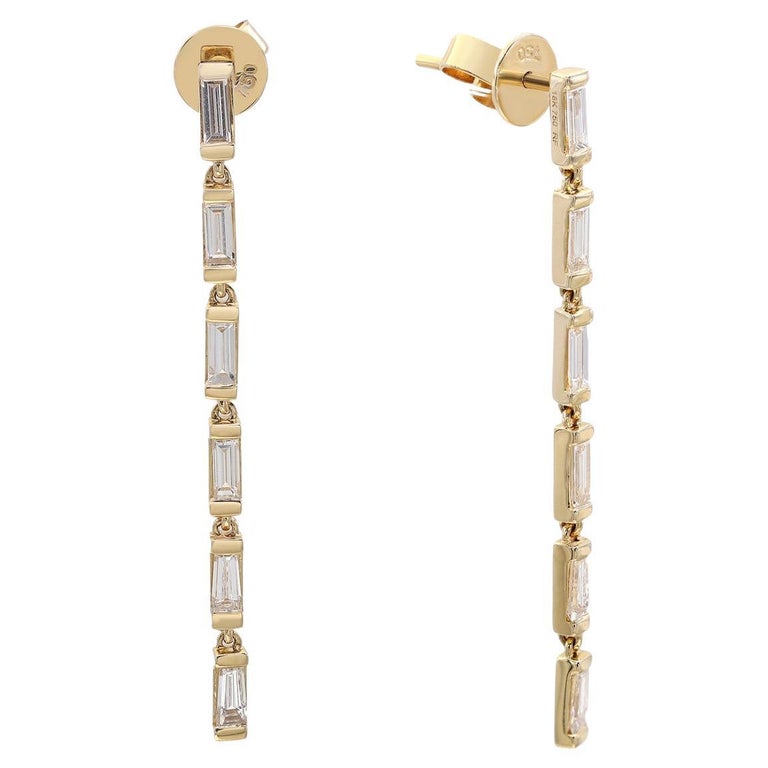 0.91 Carat Baguette Drop Diamond Fashion Earrings 18K Yellow Gold For Sale