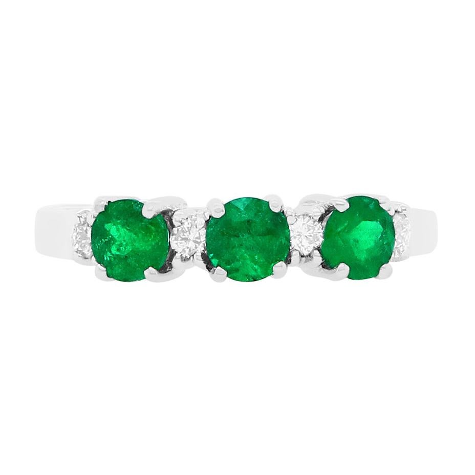 0.91 Carat Round Emerald Band with Diamonds