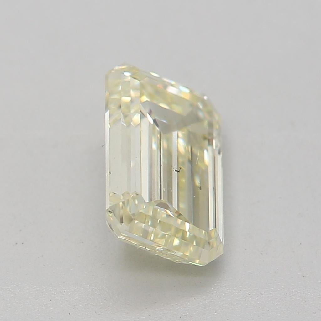 Women's or Men's 0.91 Carat Emerald cut diamond SI2 Clarity GIA Certified For Sale