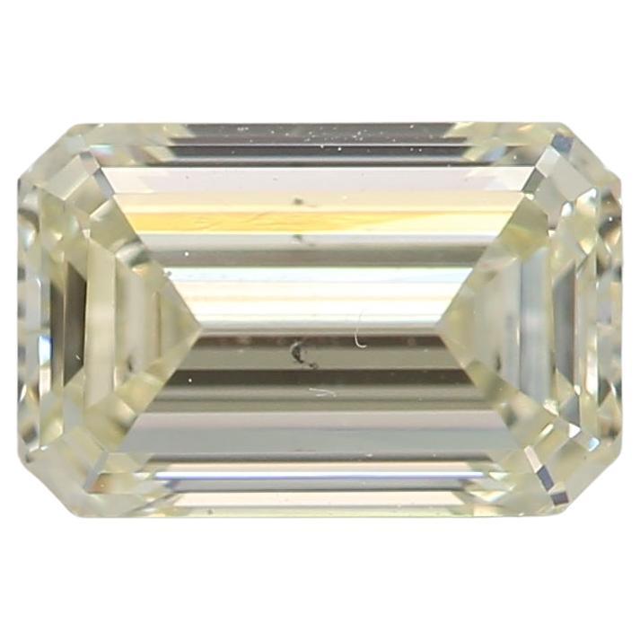 Diamant taille émeraude 0,91 carat pureté SI2 certifié GIA